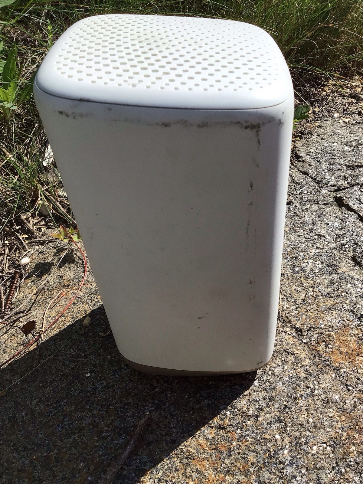Xfinity xFi Gateway Router XB8-T Triband Wifi CGM4981COM – NO POWER CORD