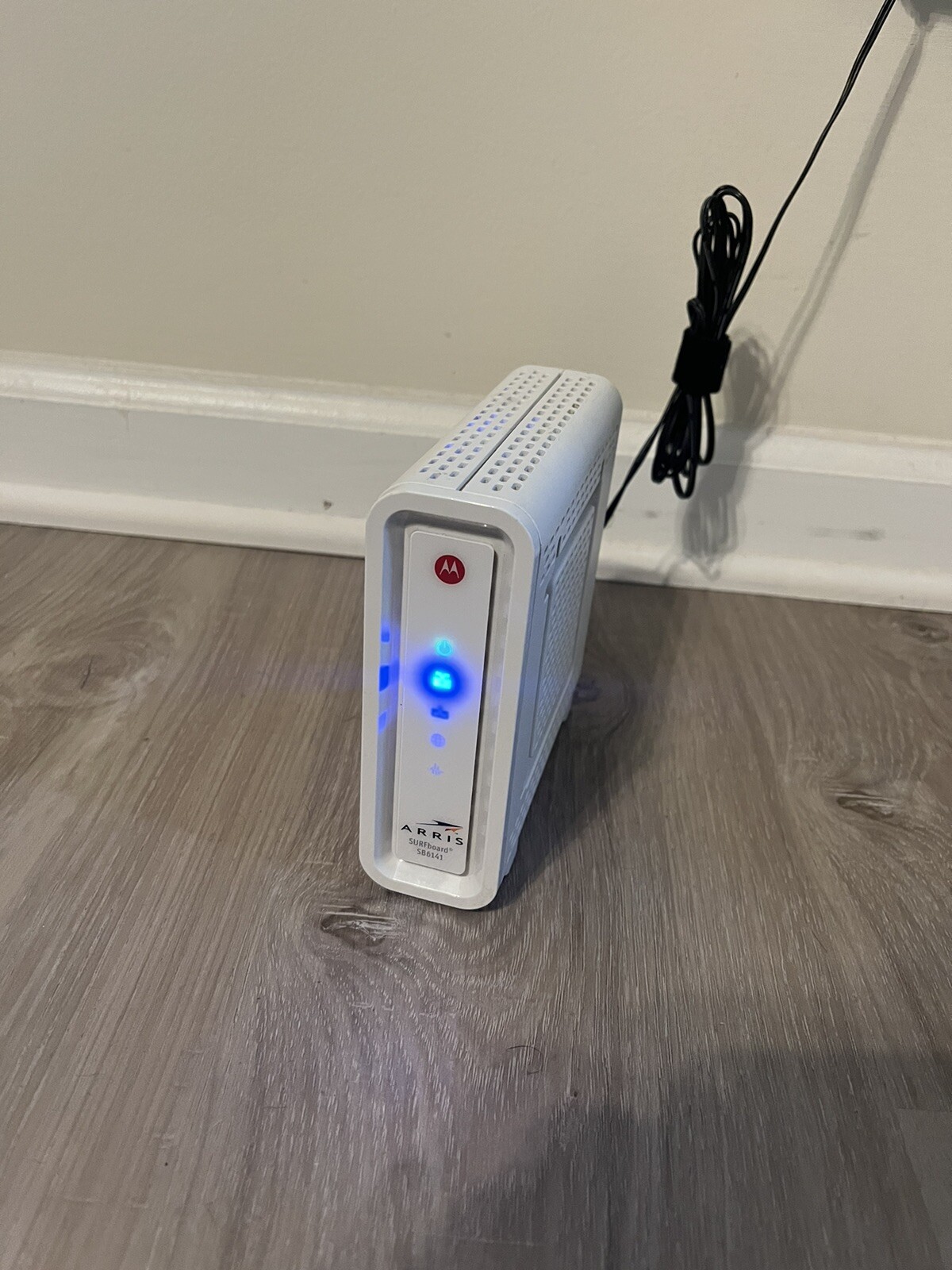 ARRIS Surfboard SB6141 Docsis 3.0 Cable Modem (Used)