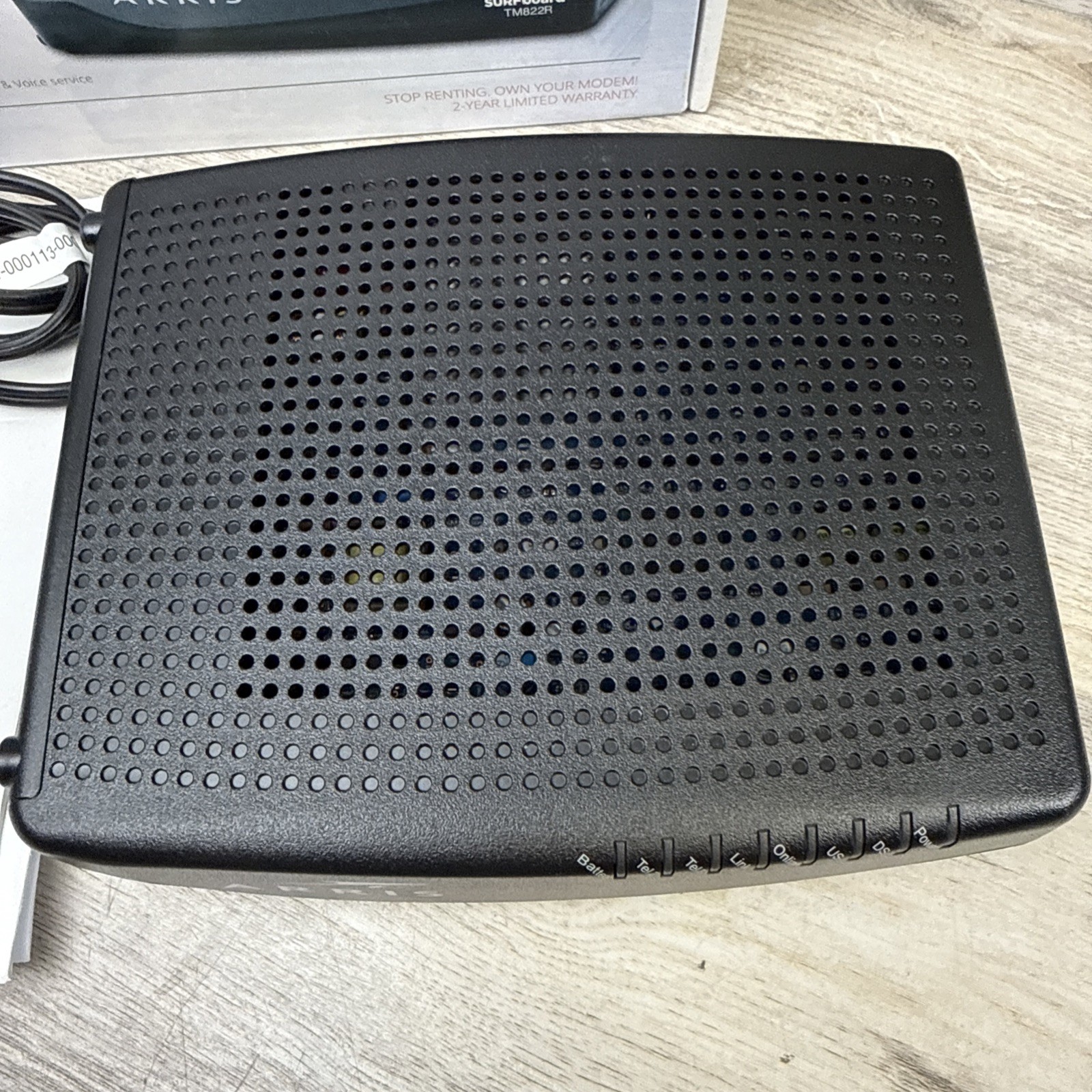 ARRIS – SURFboard 8 x 4 DOCSIS 3.0 Telephony Voice Cable Modem – Black TM822R