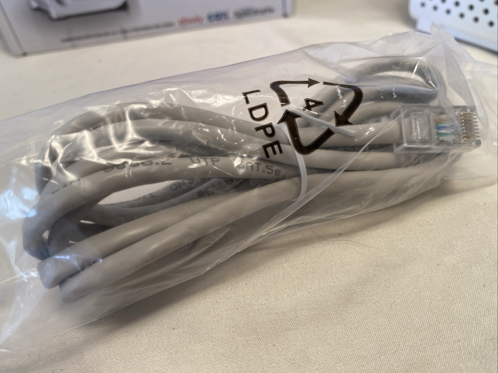 ARRIS Motorola SB6183 SURFboard DOCSIS 3.0 White Cable Modem BRAND NEW IN BOX