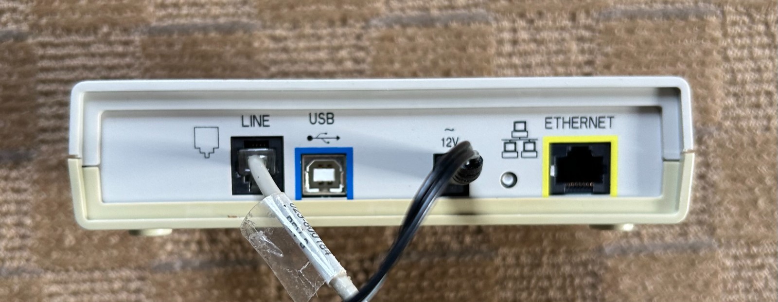 Westell Wirespeed DSL Modem A90-210015-04 Cables and Adaptor For Home or Office