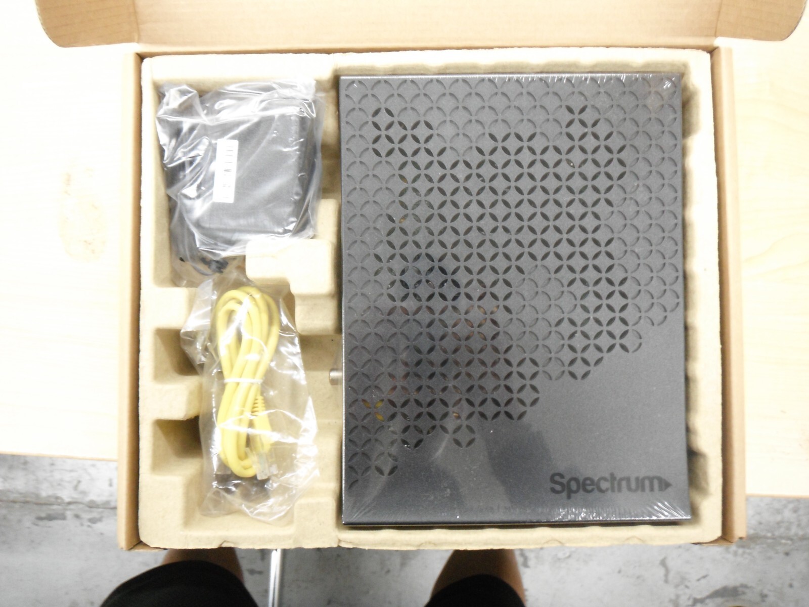 Brand New Voice Cable Modem E31N2V1 Spectrum Cables & Power Adapter