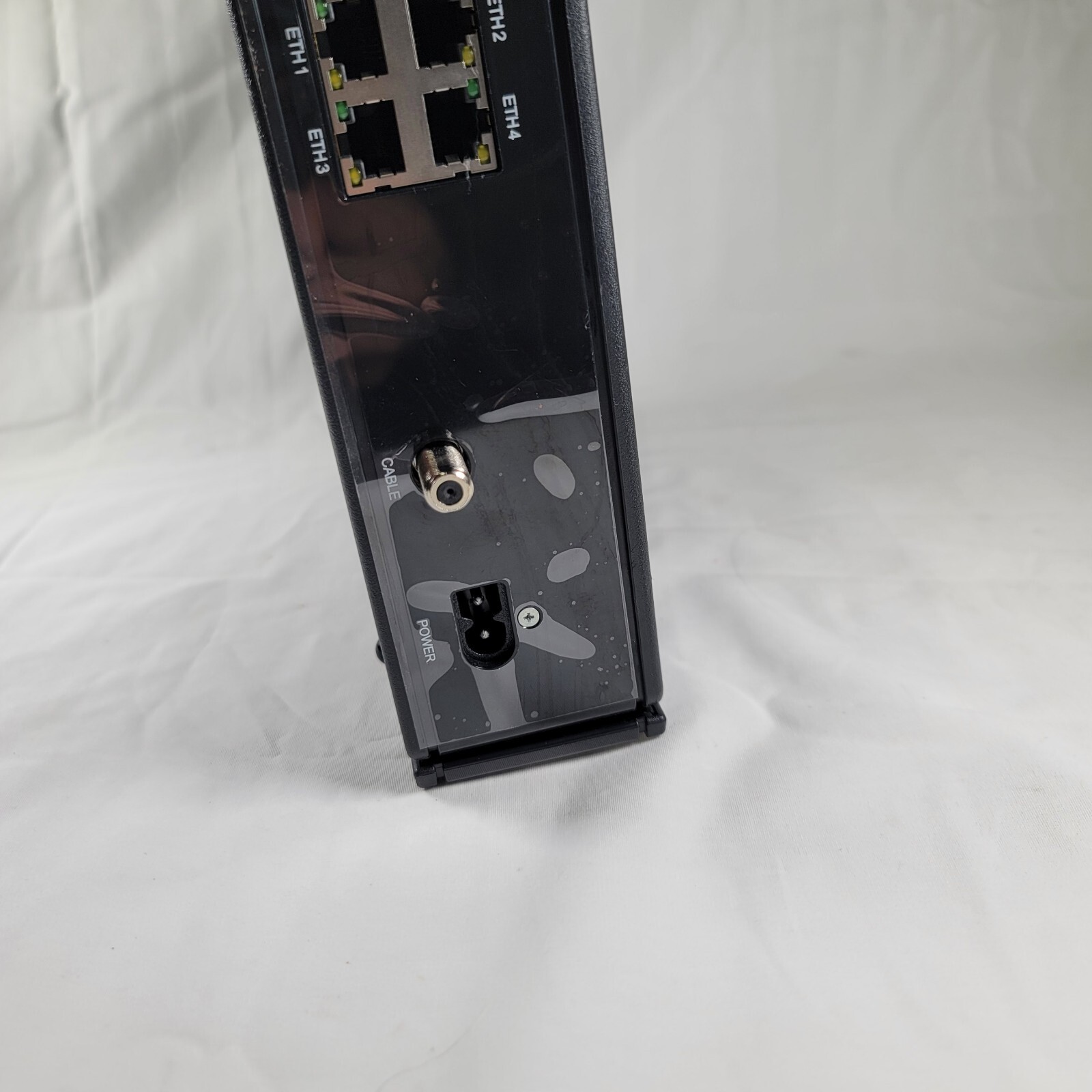 Ubee DVW3201B Wireless Cable Modem -No Power Cord