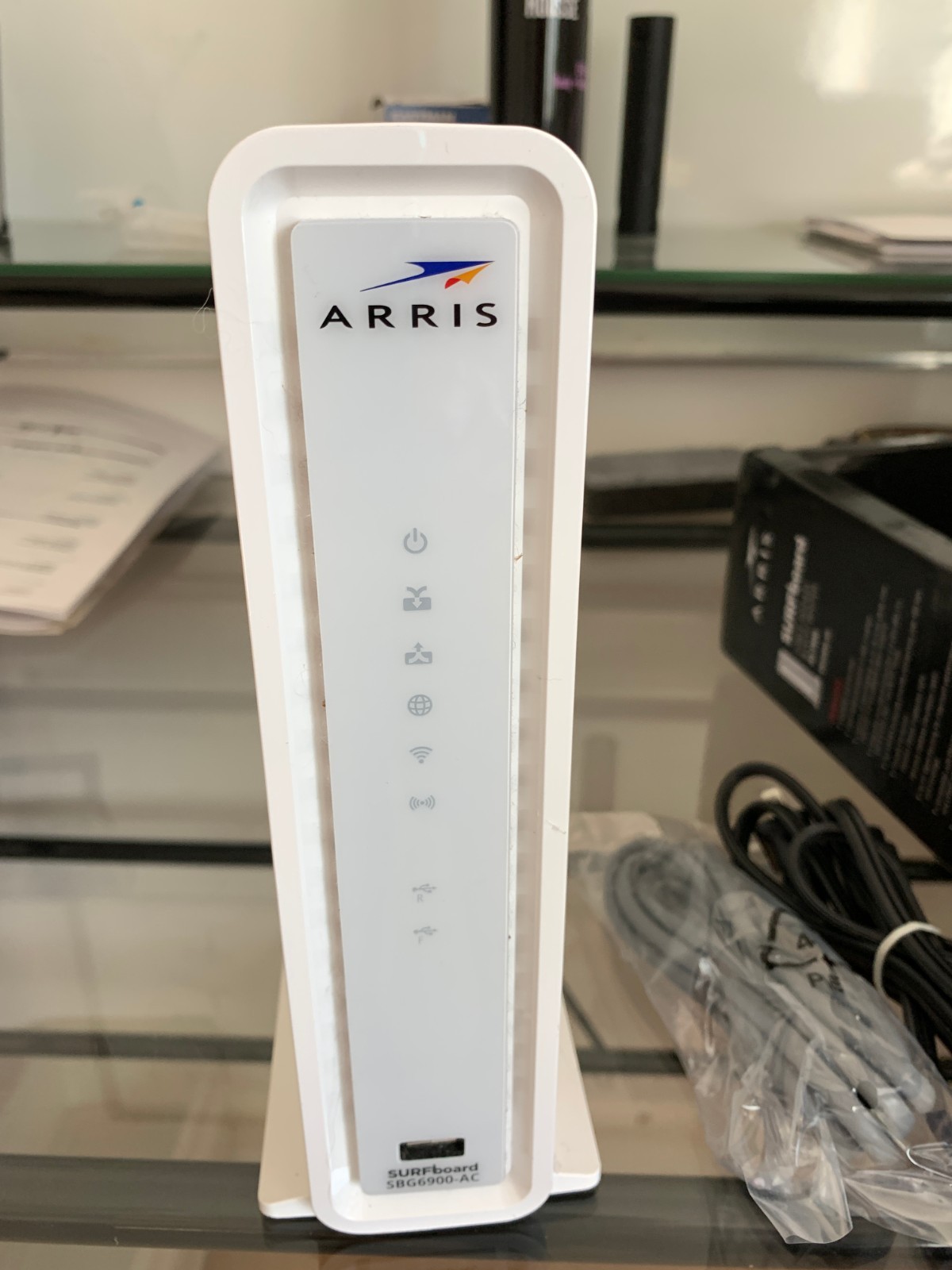 ARRIS SURFboard SBG6900-AC Cable Modem & Wi-Fi Router #AC1900