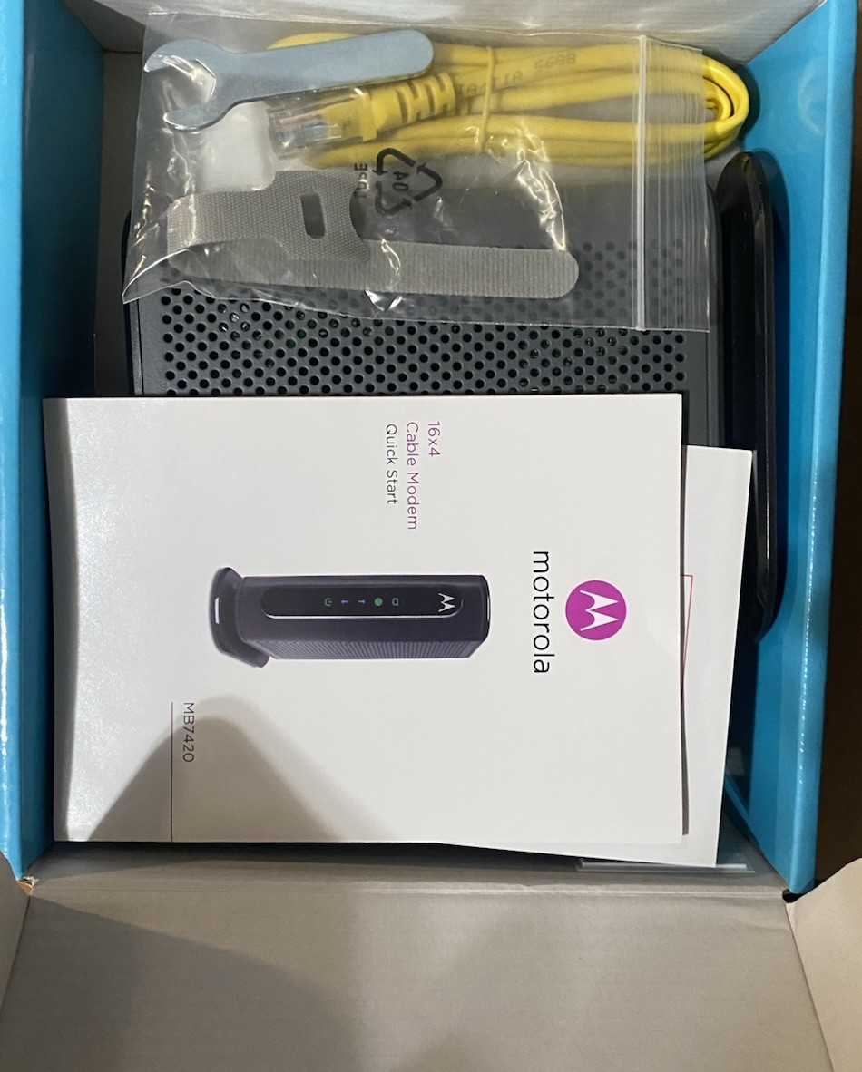 Motorola MB7420-10 16×4 686 Mbps DOCSIS 3.0 Cable Modem New Open Box