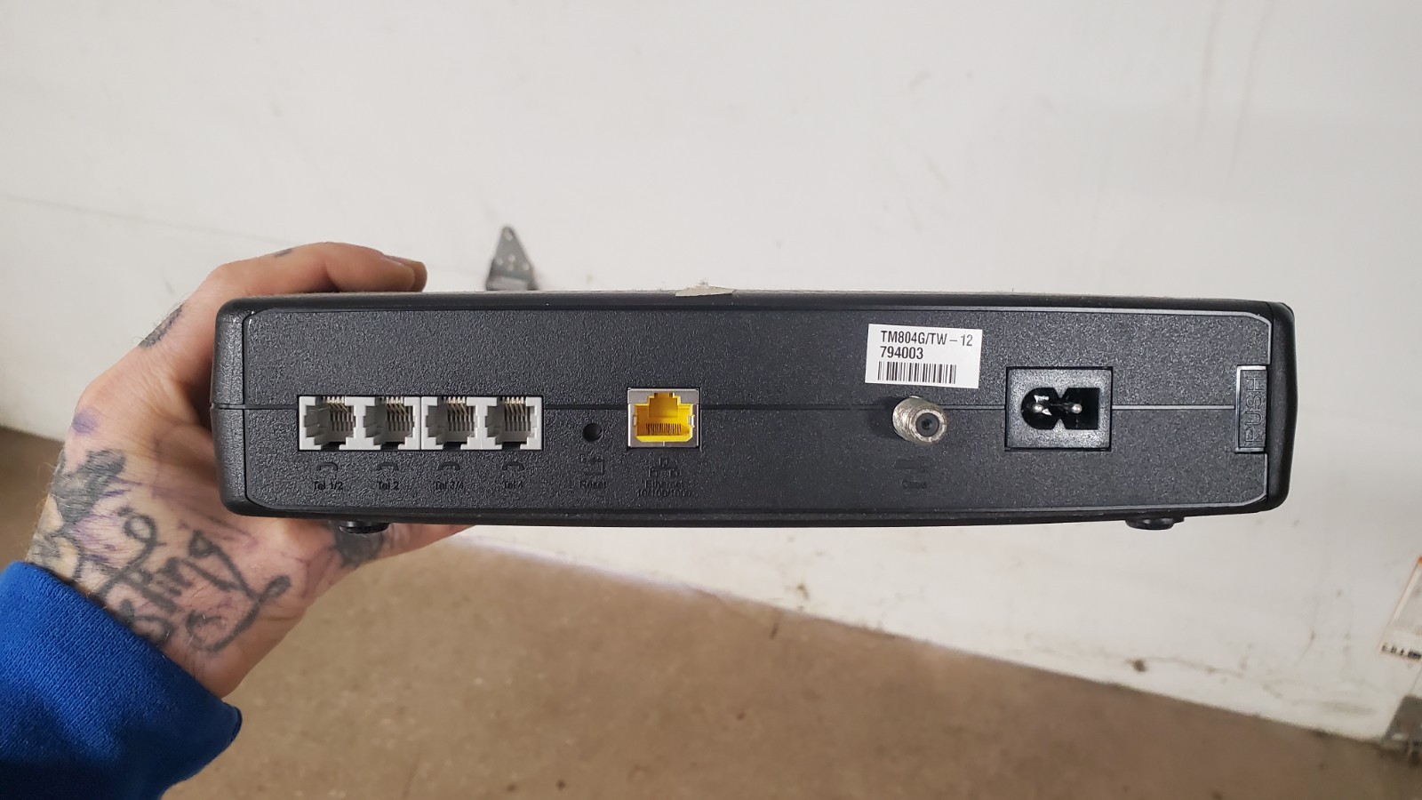 Arris Touchstone TM804G/TW-12 Modem