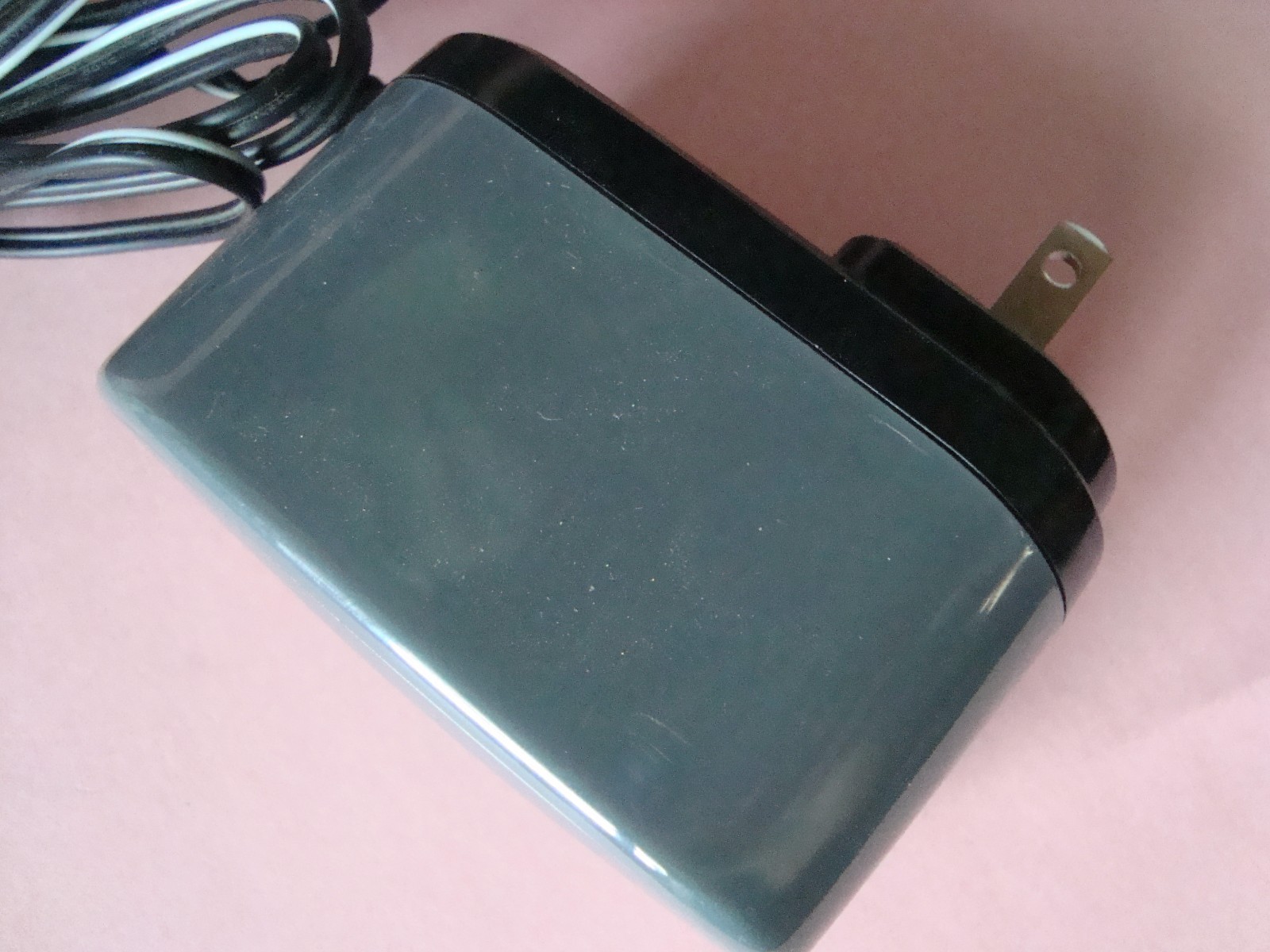 Cisco Linksys Model# CM100 Cable Modem Power Adapter Ethernet Cable CD