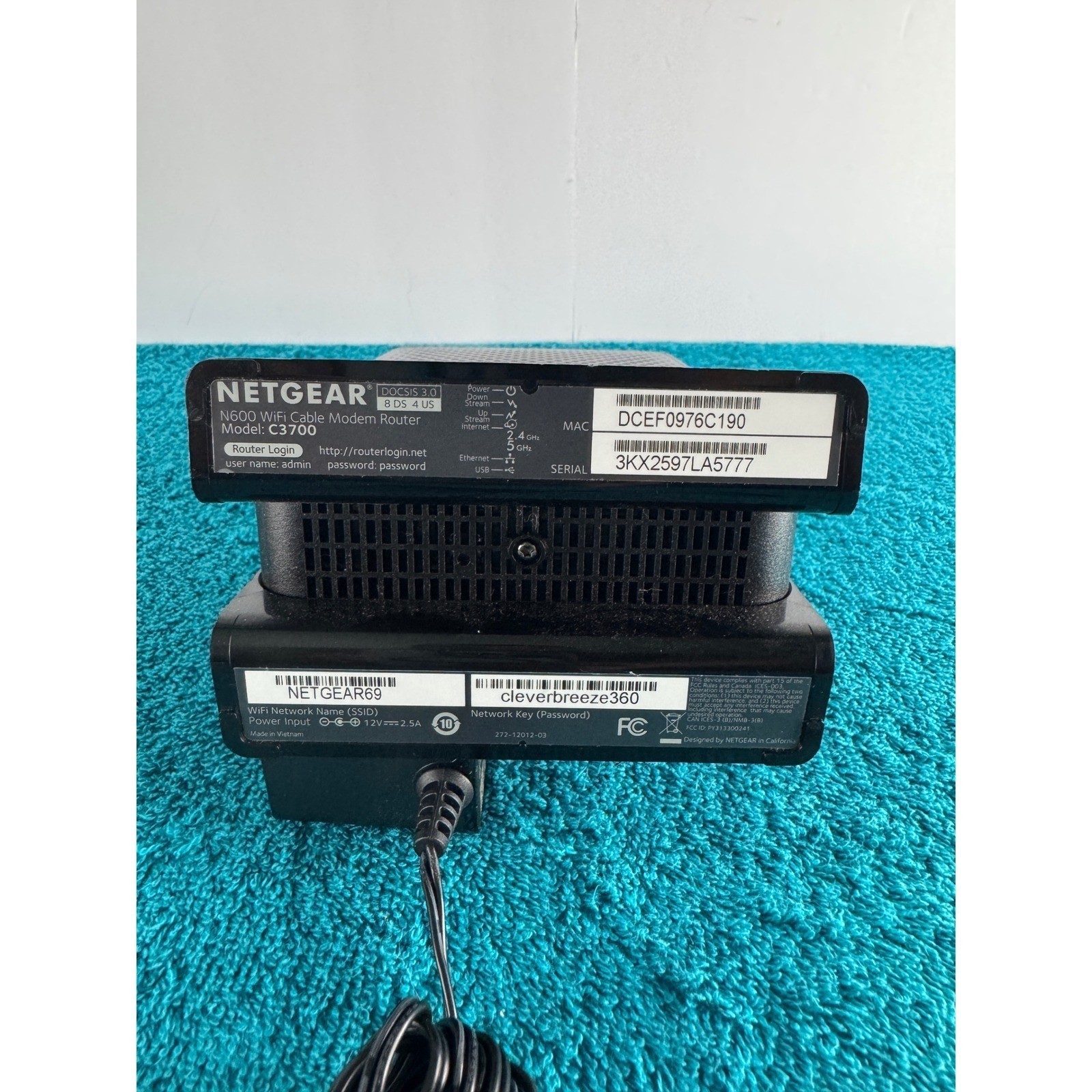 NETGEAR N600 WiFi DOCSIS 3.0 Modem Router with 5 Port Ethernet Switch Bundle
