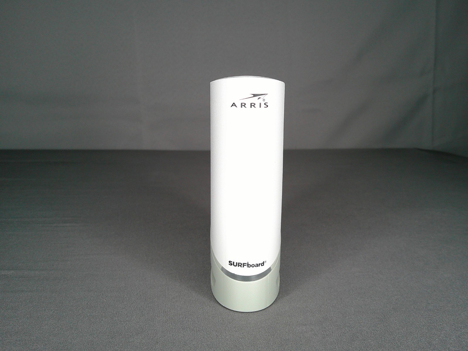 arris surfboard s33v3 docsis 3.1 cable modem (no cord)