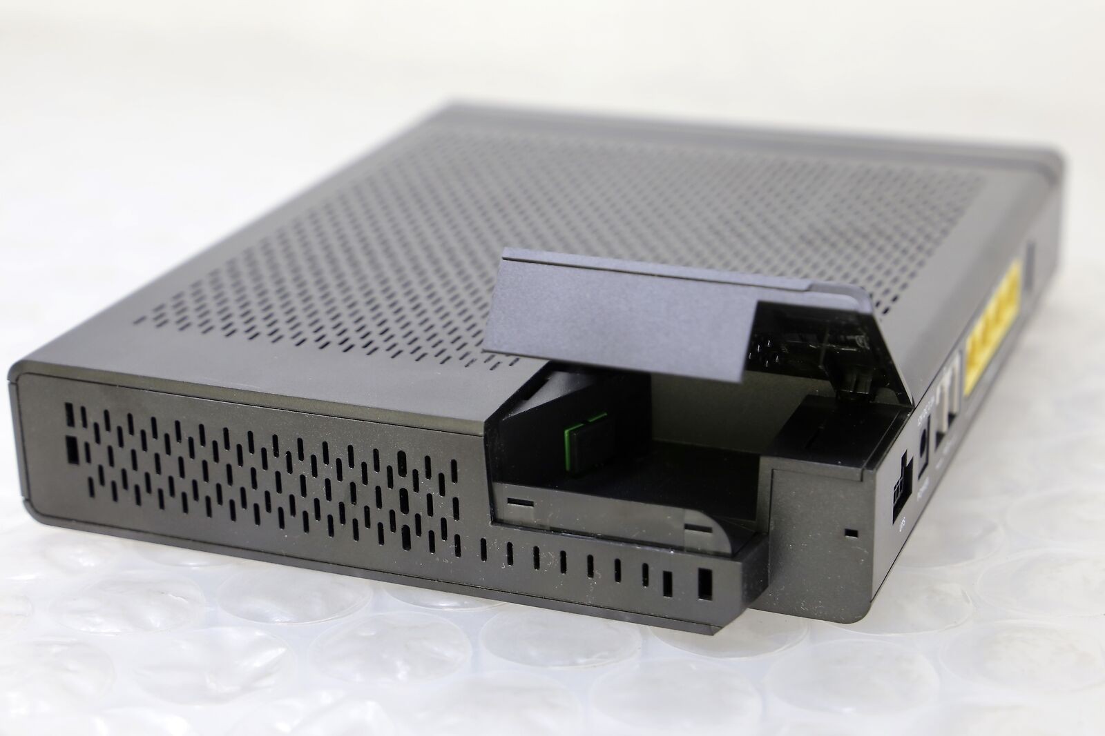 *NEW* ADTRAN 1287781F1C – C424G 2P/4GE WiFi Optical Network Unit / Modem