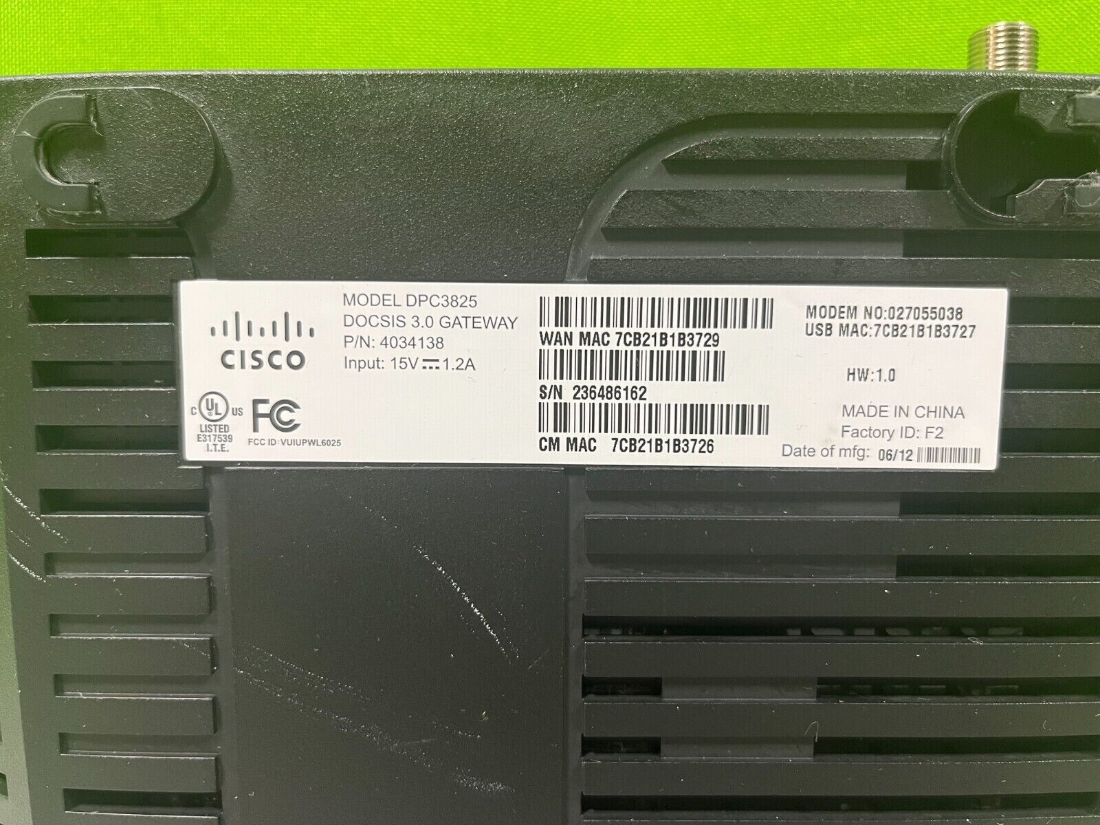 Cisco cable modem DPC3825 DOCSIS 3.0 Gateway w/ Adapter