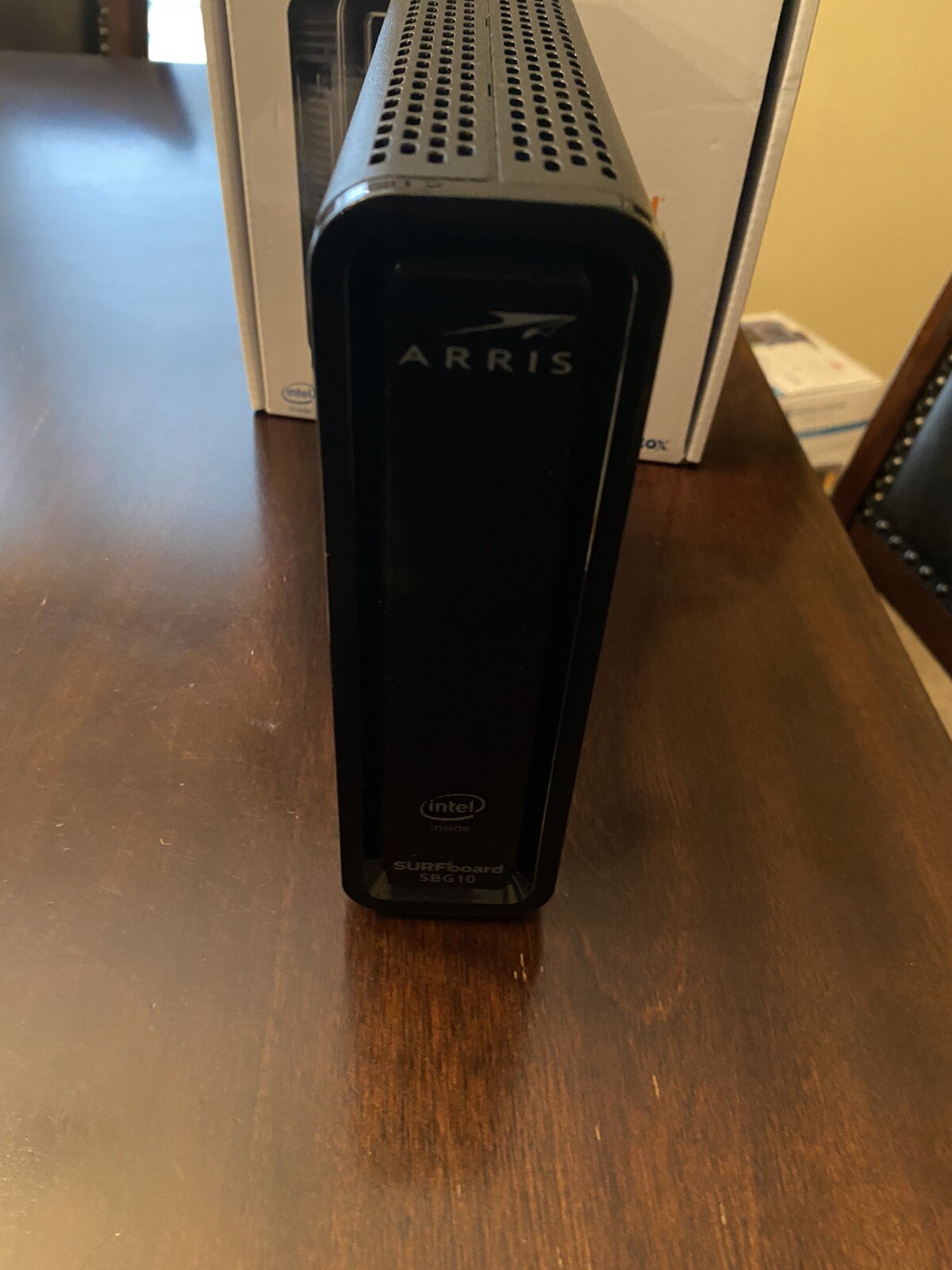 ARRIS AC2350 SURFboard Dual-band DOCSIS 3.0 Cable Modem – Black