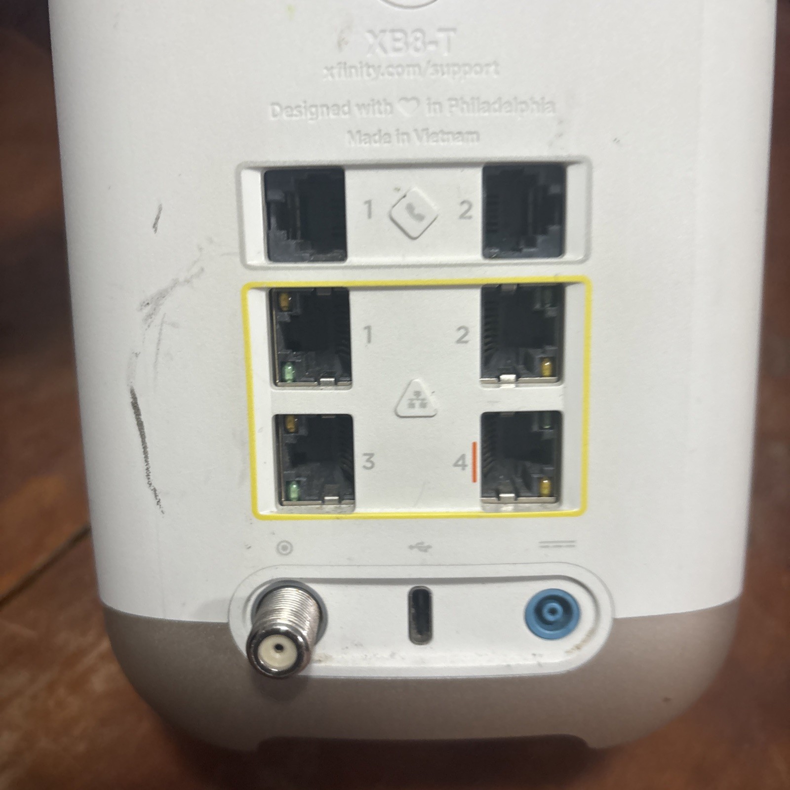 Xfinity xFi Gateway Router XB8-T Triband Wifi CGM4981COM – No charger