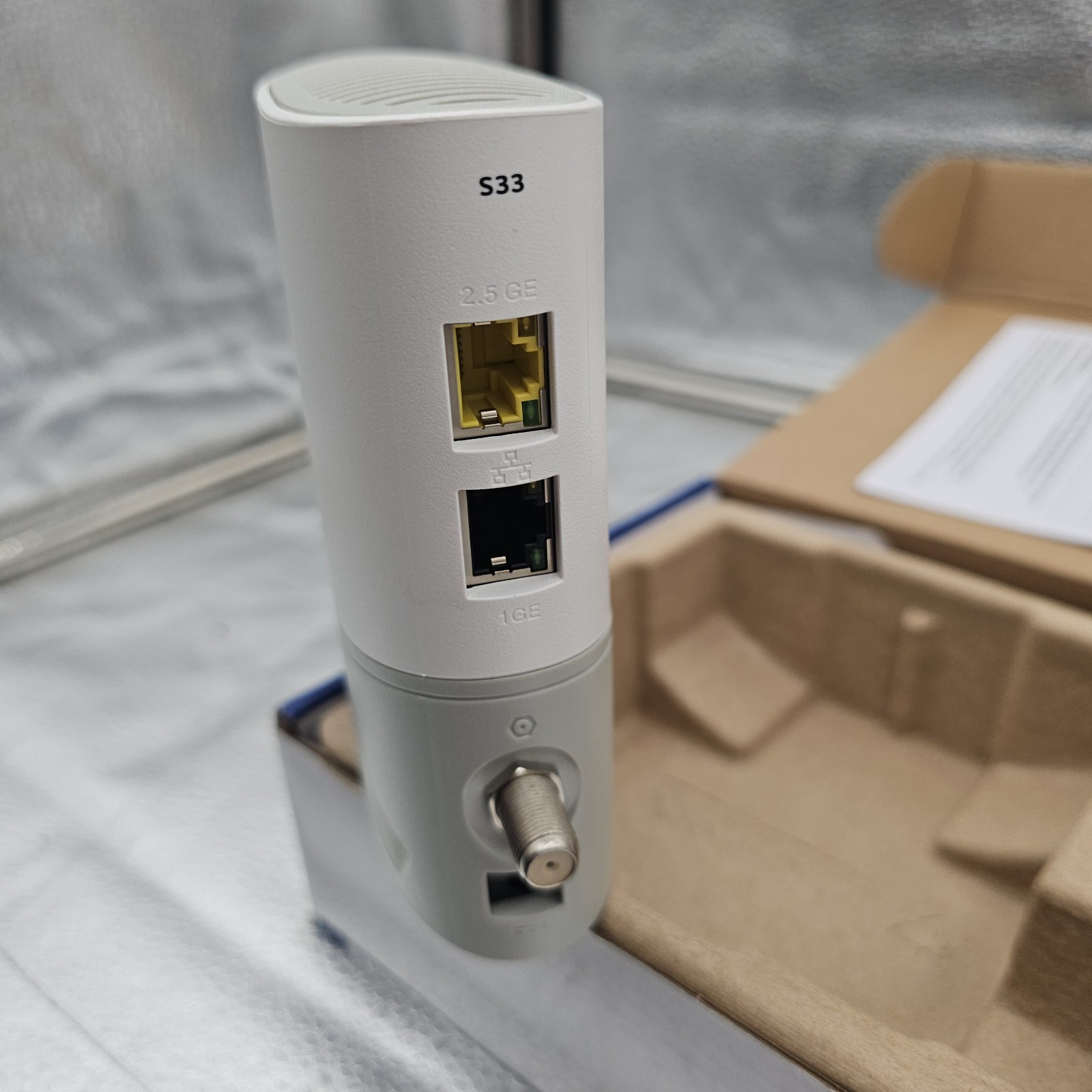 ARRIS S33 Surfboard DOCSIS 3.1 Multi-Gigabit Cable Modem, 2.5 GBPS Ethernet Port