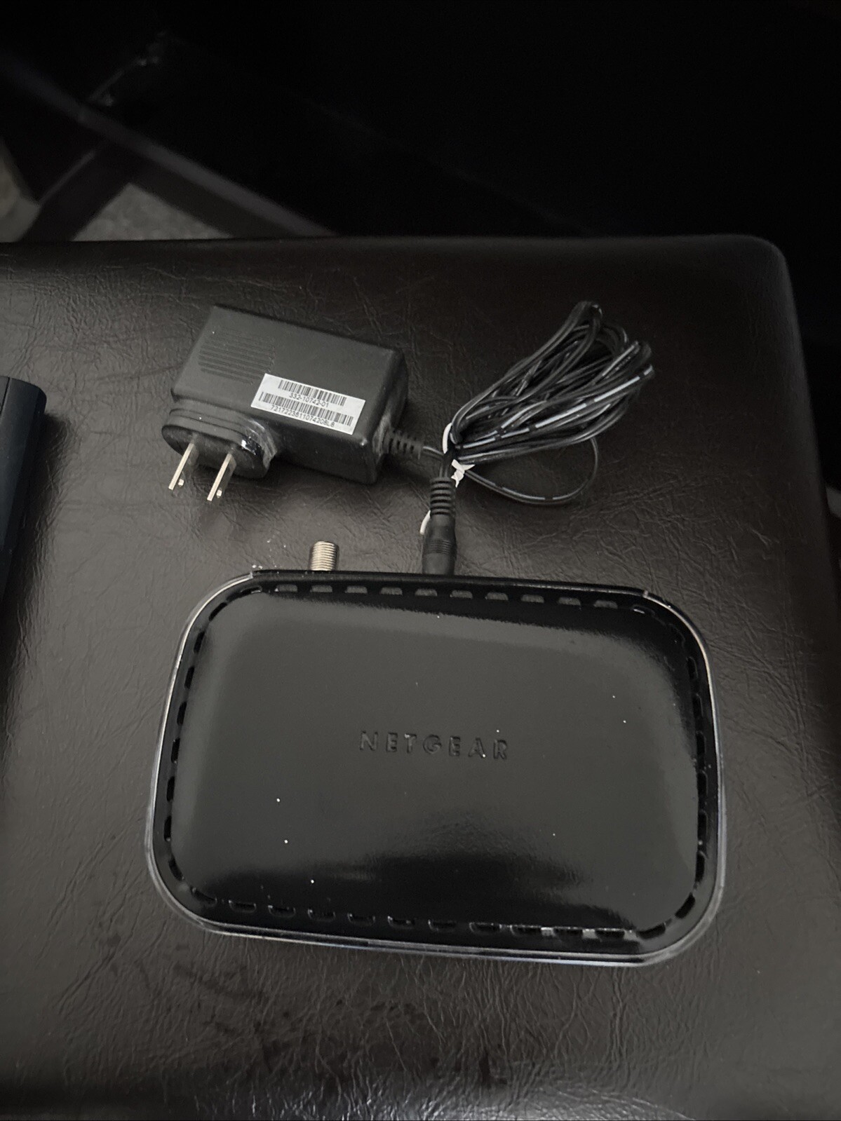 NETGEAR CM400-1AZNAS 100 Mbps Modem