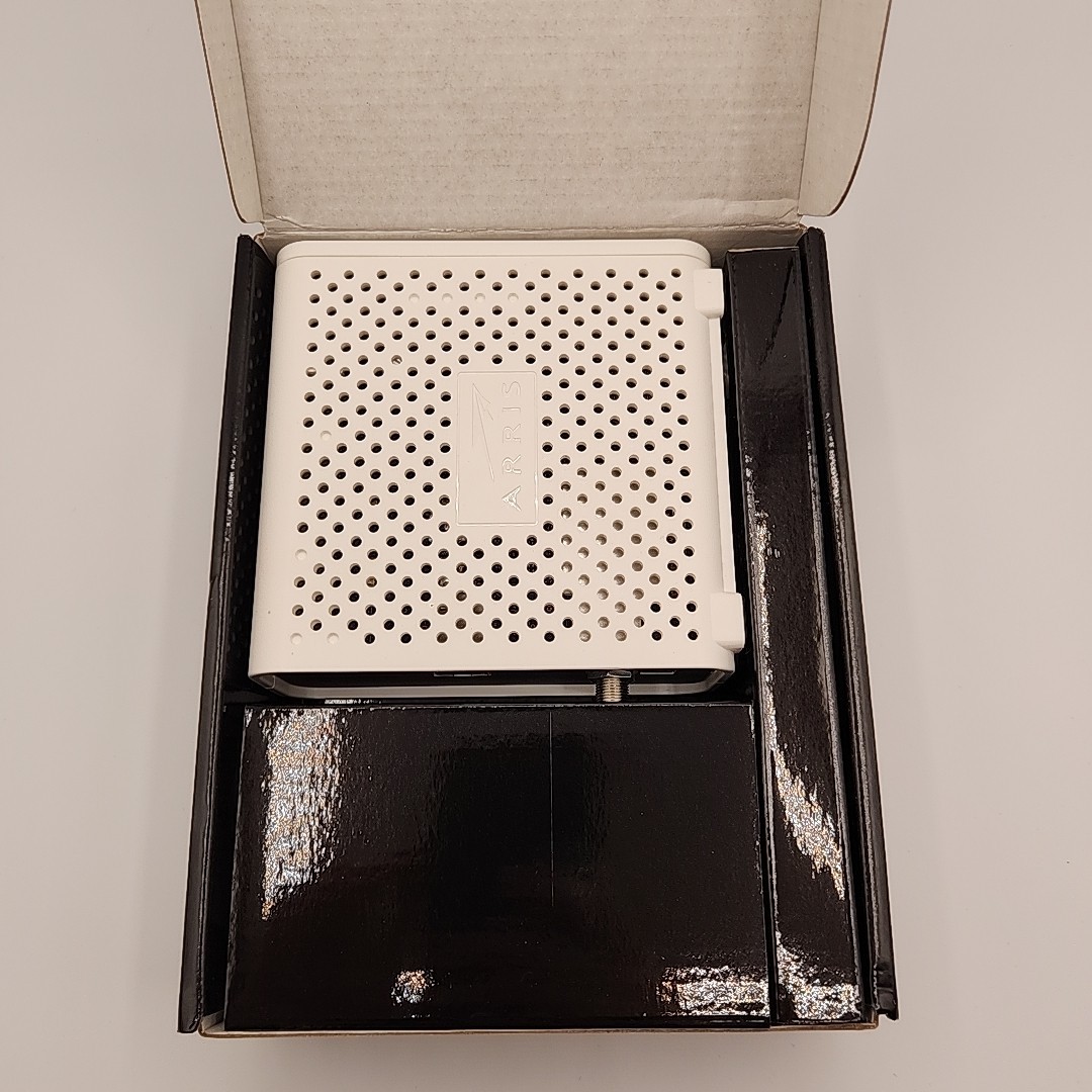 ARRIS SB6183 686 Mbps Cable Modem, White – 59243200300