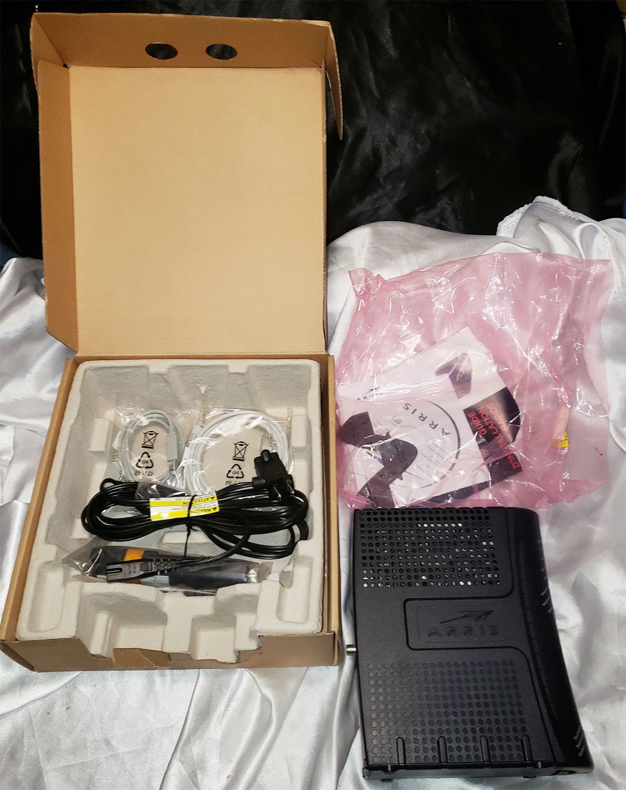NEW OPEN BOX ARRIS TOUCHSTONE TM502G/CT CABLE MODEM COMPLETE