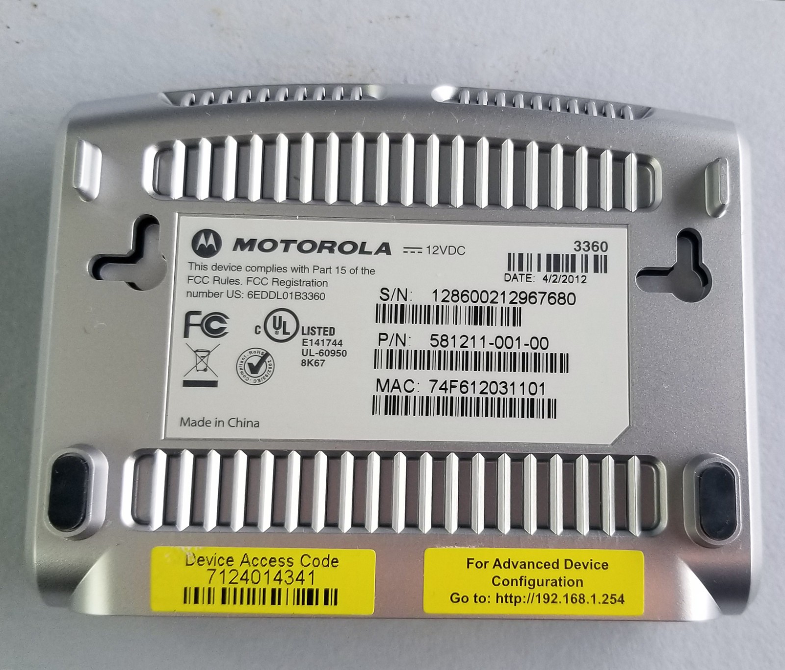 Motorola 3360 (581211-003-00) 24 Mbps DSL Modem with Adapter