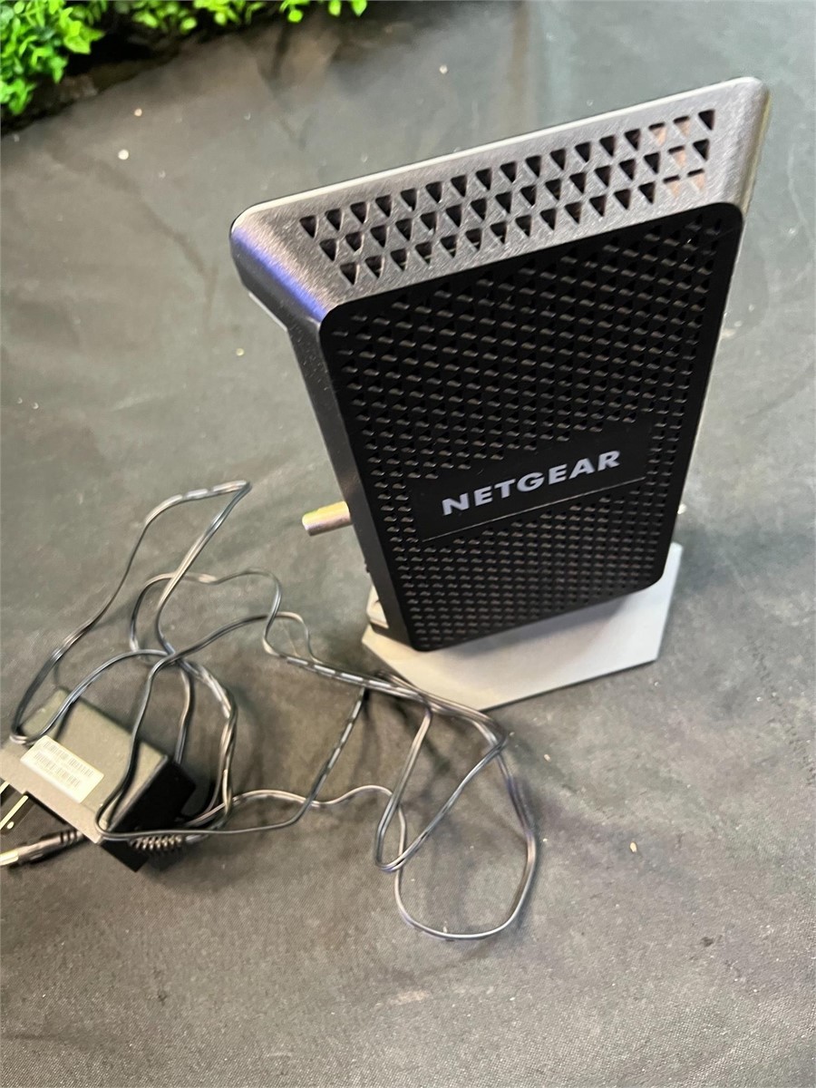 NETGEAR Nighthawk Cable Modem (CM1100)