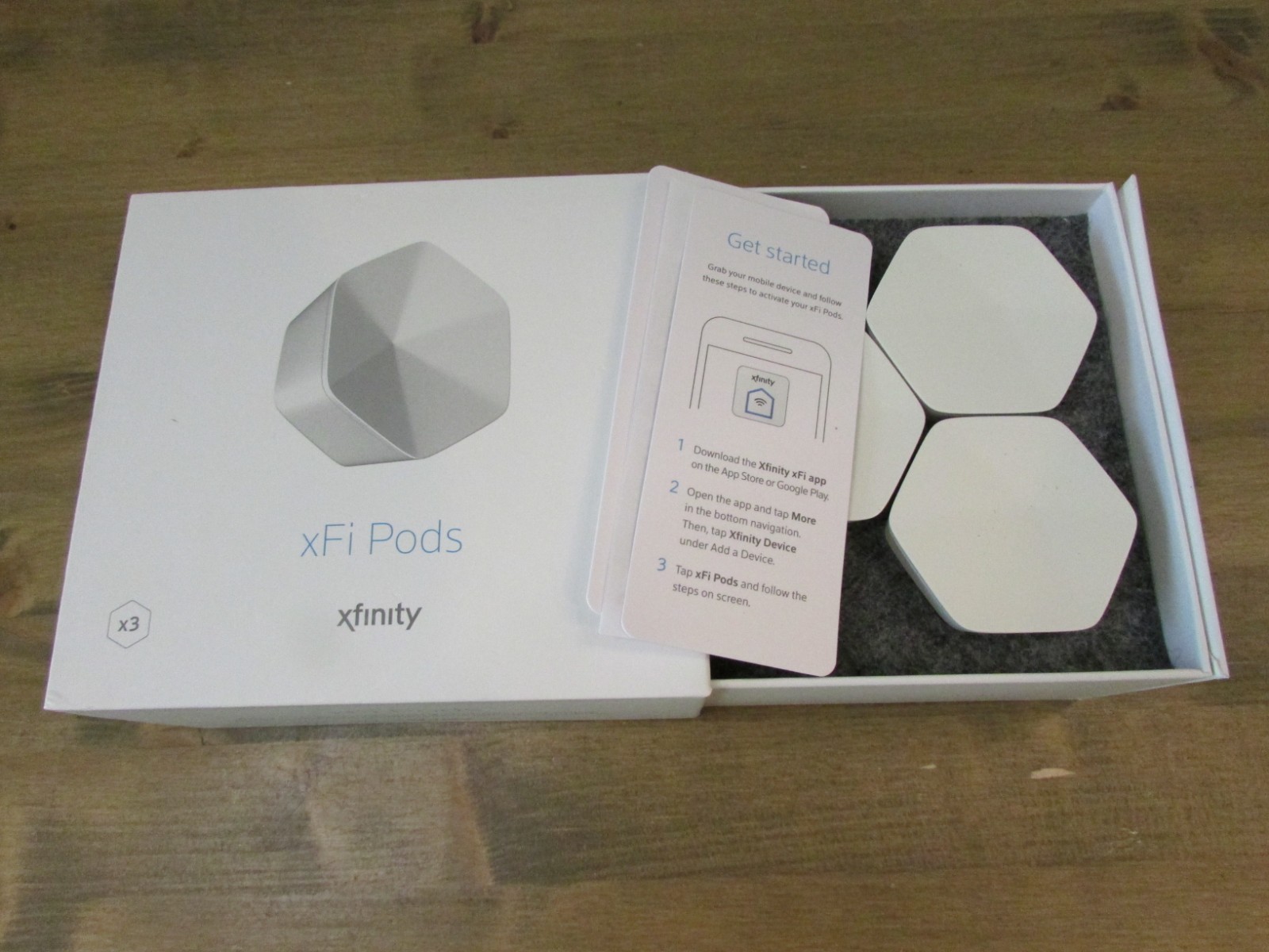 Xfinity xFi Pods XE1-S WiFi Network Range Extender 1st Gen XE1-S – Pack of 3