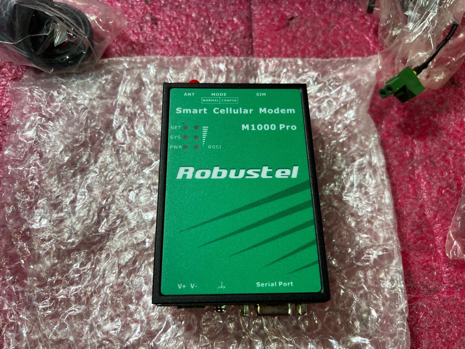M1000-PGPRSA ROBUSTEL M1000 PRO SMART CELLULER MODEM