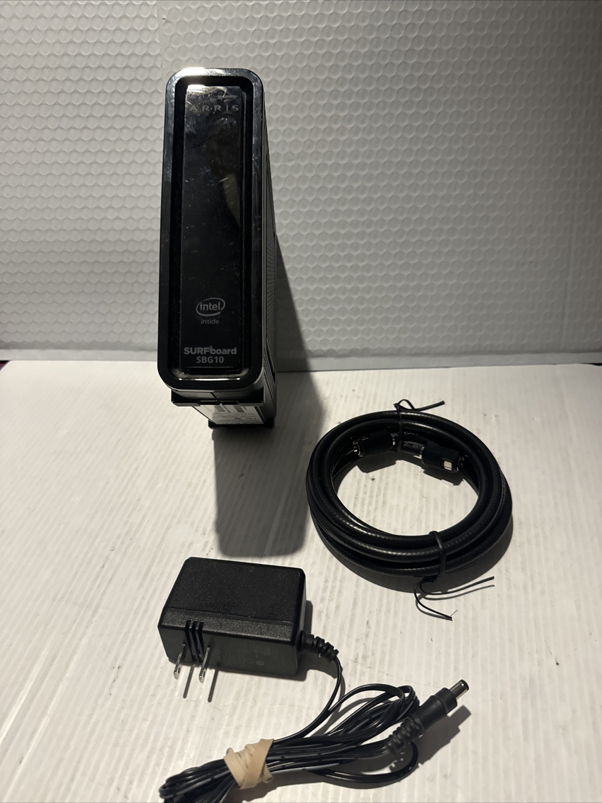 Motorola Arris SBG10 w/CORDS TESTED WORKS GREAT