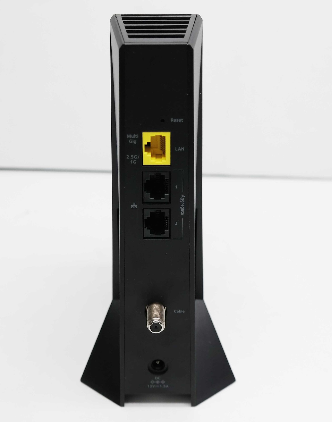 NETGEAR Nighthawk CM3000 High Speed Cable Modem