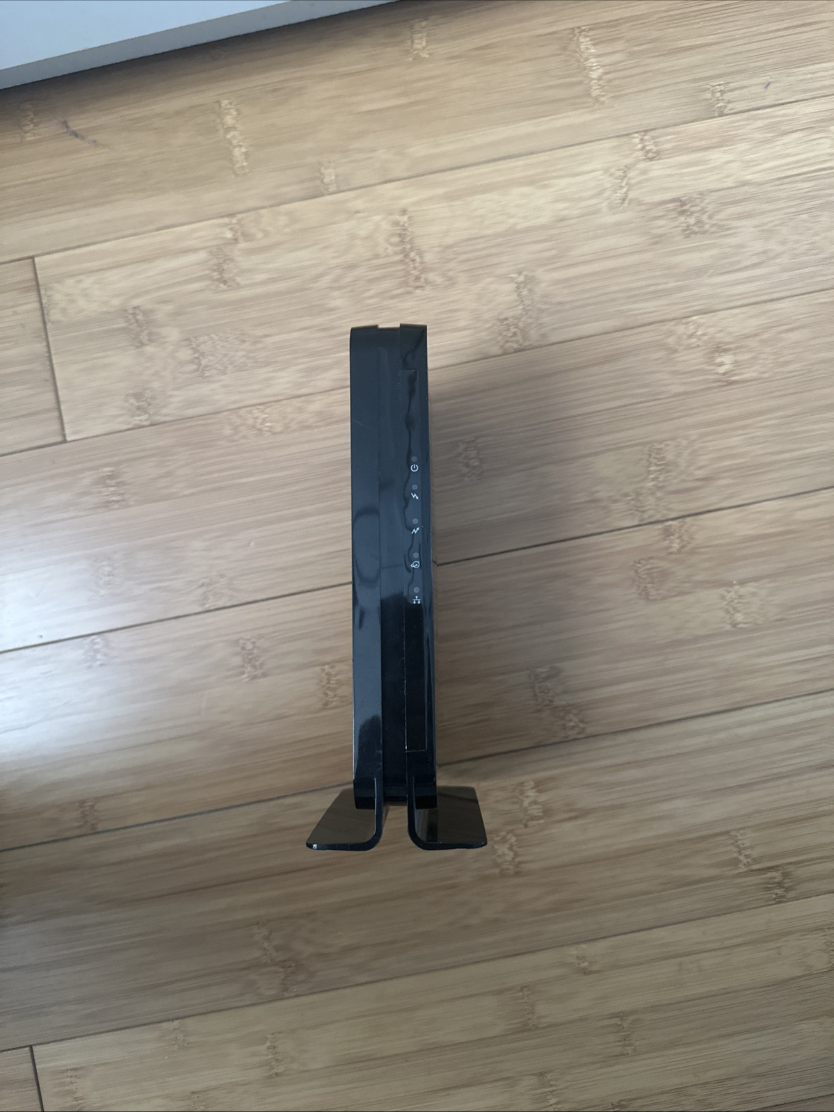 NETGEAR Cm500-1aznas 16×4 DOCSIS 3.0 Cable Modem Max Download Speeds of 686mbps