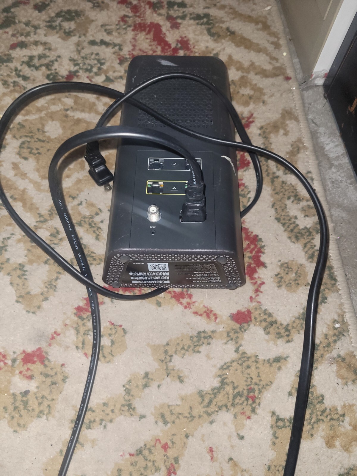 Xfinity Home XB6-T WiFi Router Modem Black power on untested for parts/repair as