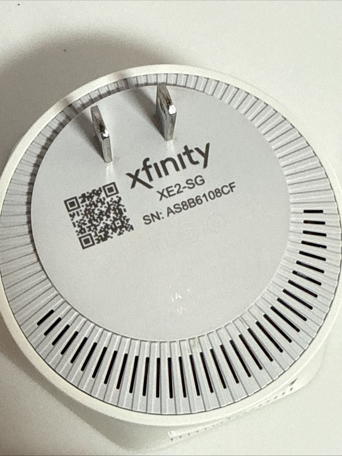 2 Xfinity XE2-SG B1A 2nd Generation XFI Pod Model B1A Bundle & 2 XE1-S