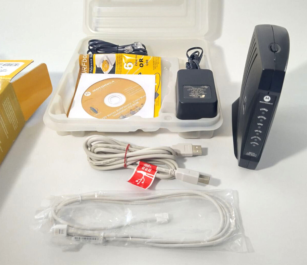 Motorola SURFboard SB5100 (501209-001-00) 38.91 Mbps Cable Modem Router