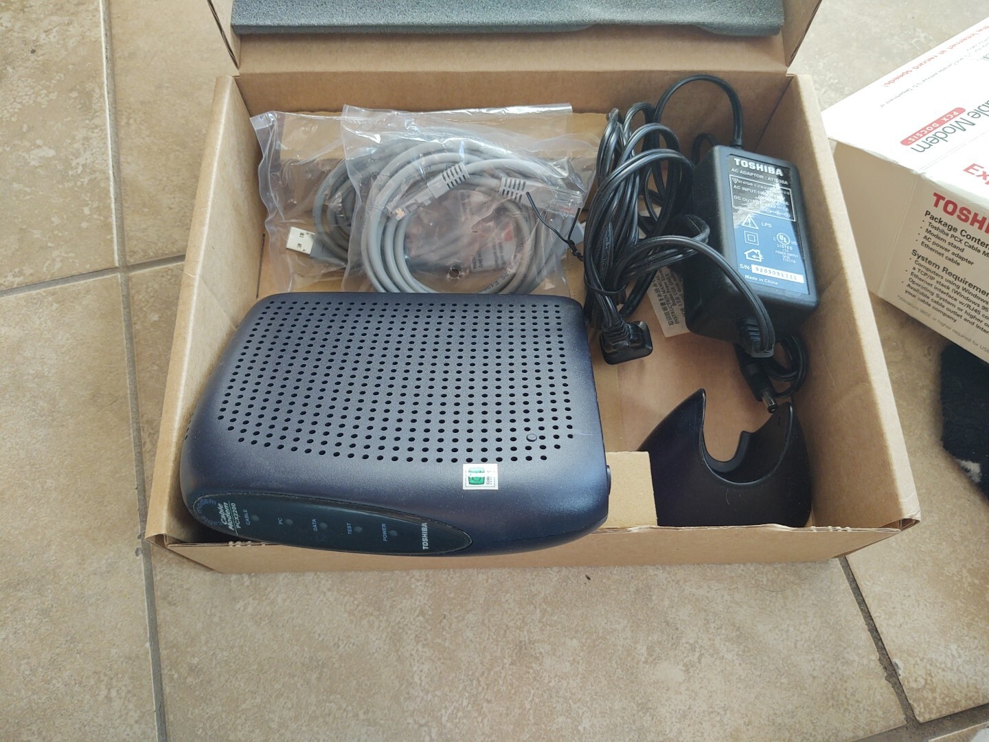 TOSHIBA CABLE MODEM PCX DOCSIS Model: PCX2200 USB/Ethernet PC Or Mac In Orig Box