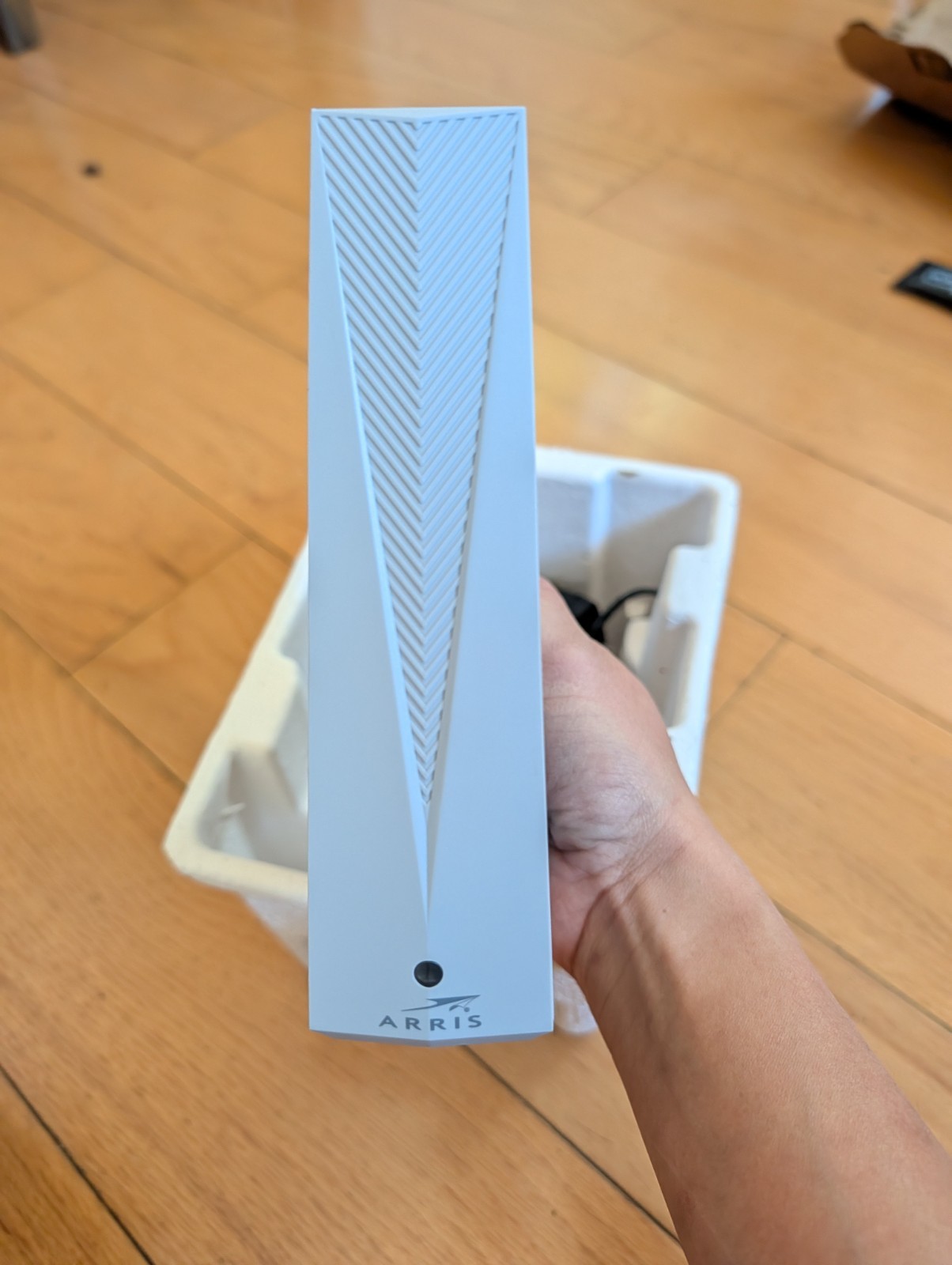 ARRIS Surfboard Wi-Fi 6E Network Upgrade Adapter W6U Open Box