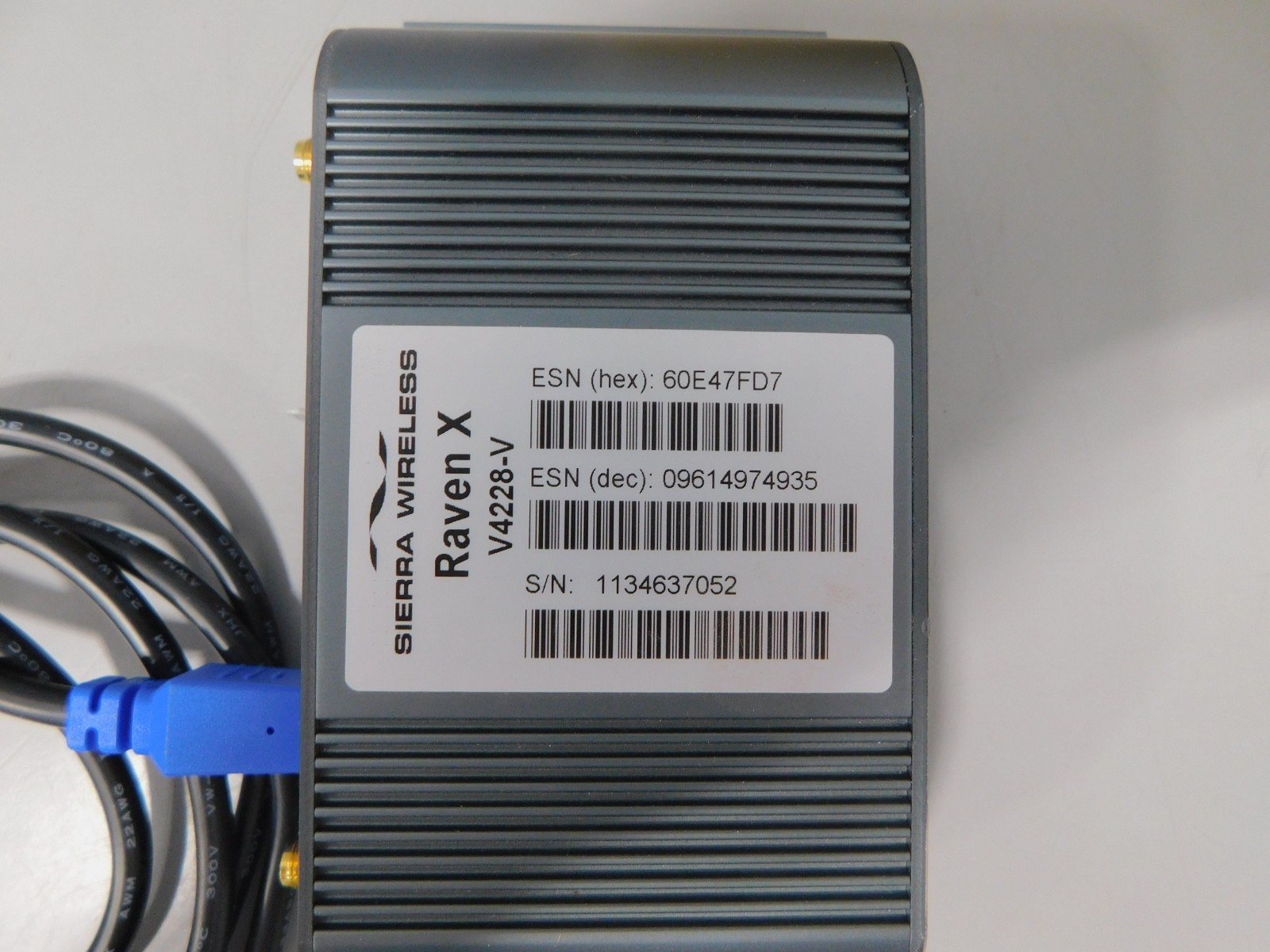 SIERRA INC V4228-V AirLink Raven X V4228 – Ethernet/Serial – Verizon
