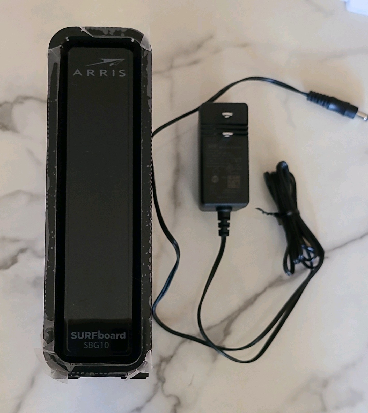 ARRIS SBG10 SURFboard Cable Modem Router, Wired Ethernet, 2 LAN Ports, Black