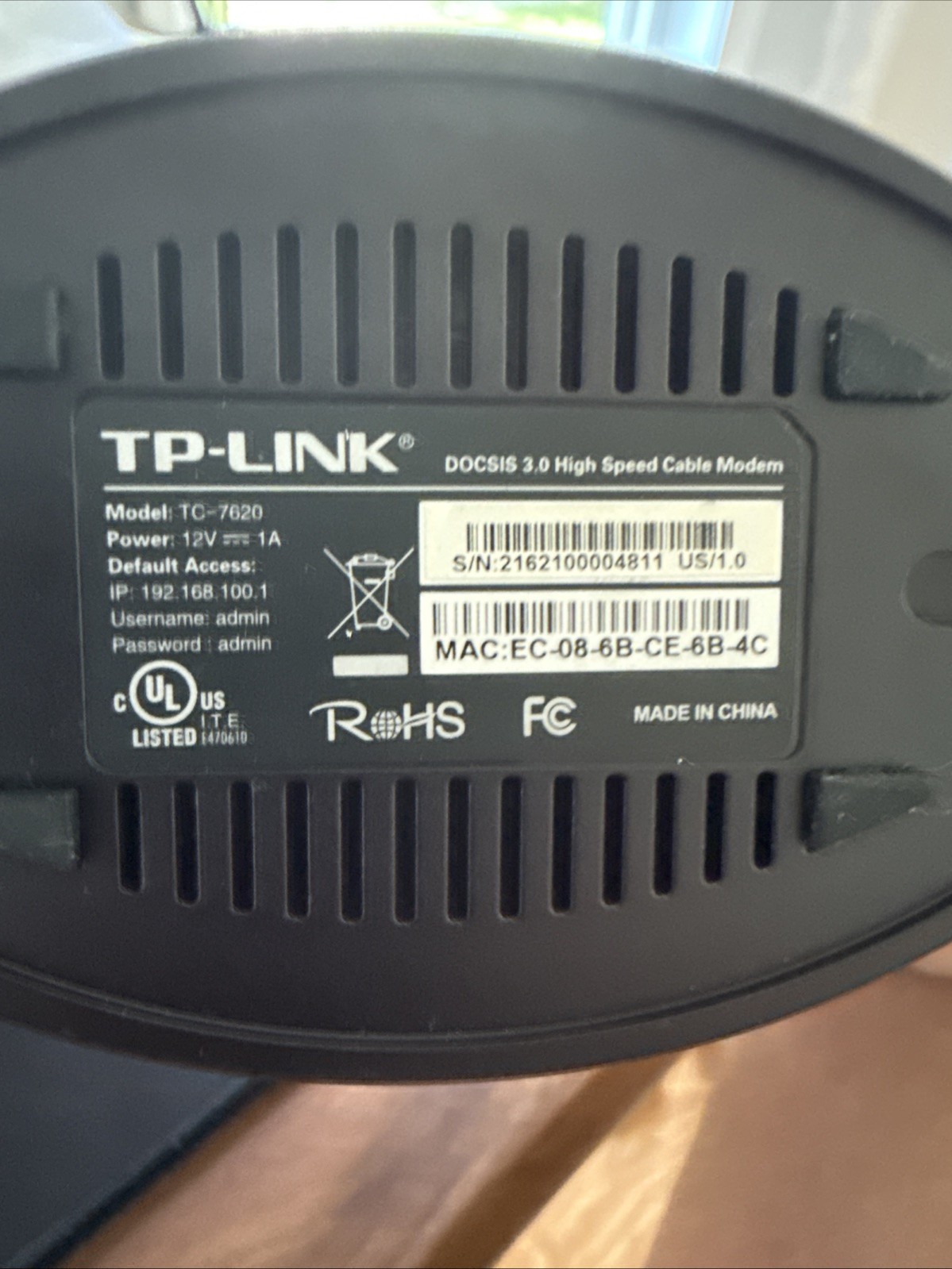 TP-LINK TC-7620 Docsis 3.0 680Mbps High-Speed Cable Modem 2 w/Power Adapter