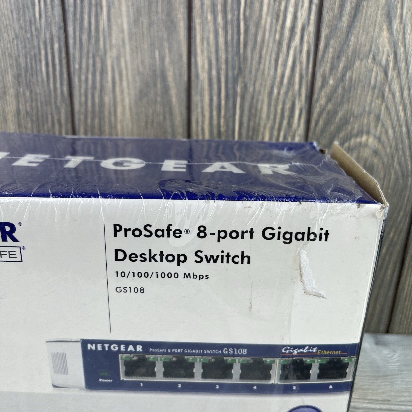 Netgear Prosafe 8 Port Gigabit Switch GS108 10/100/1000 Mbps New Open Box