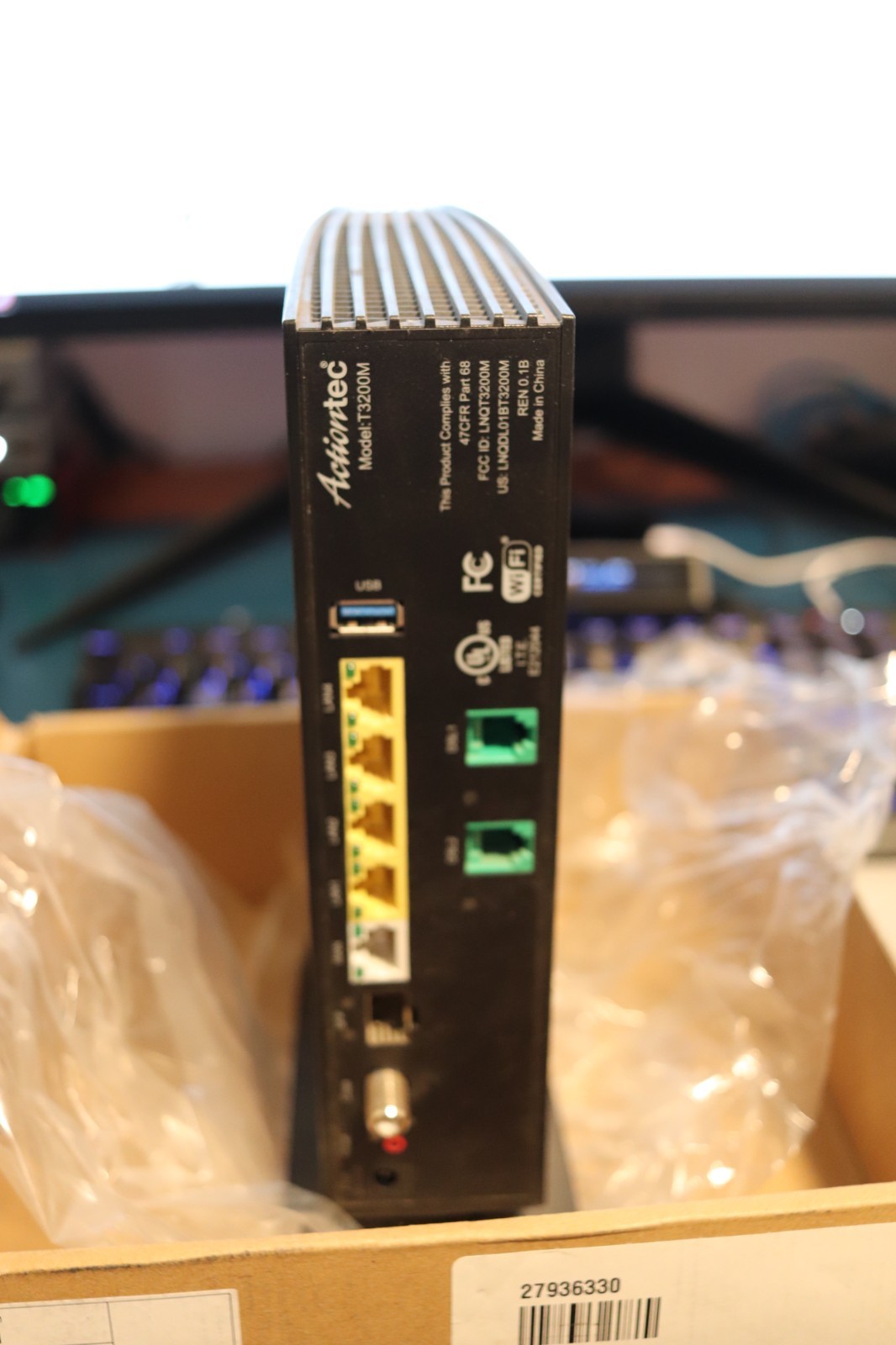 Windstream Actiontec T3200 Wi-Fi Modem Router 2.4GHz–Works/Needs Power Cord