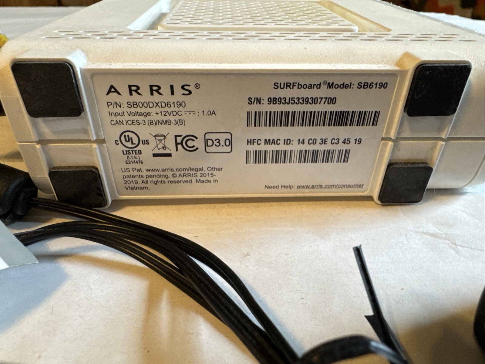 ARRIS SURFboard DOCSIS 3.0 Cable Modem – SB6190 With Yellow Ethernet Cable