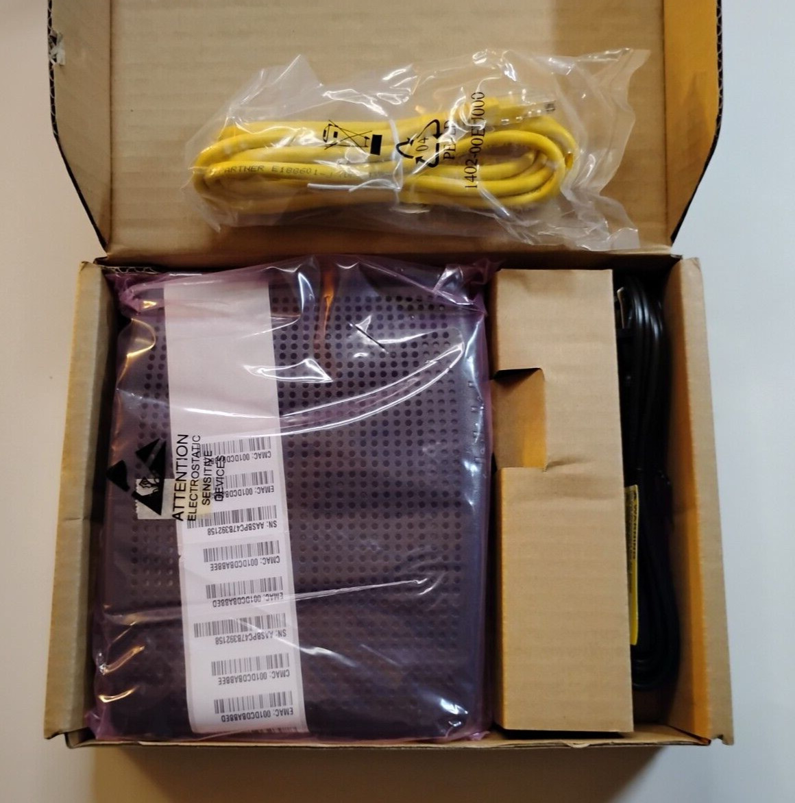 NEW ARRIS Touchstone DOCSIS 3.0 Cable Modem [WBM760A]