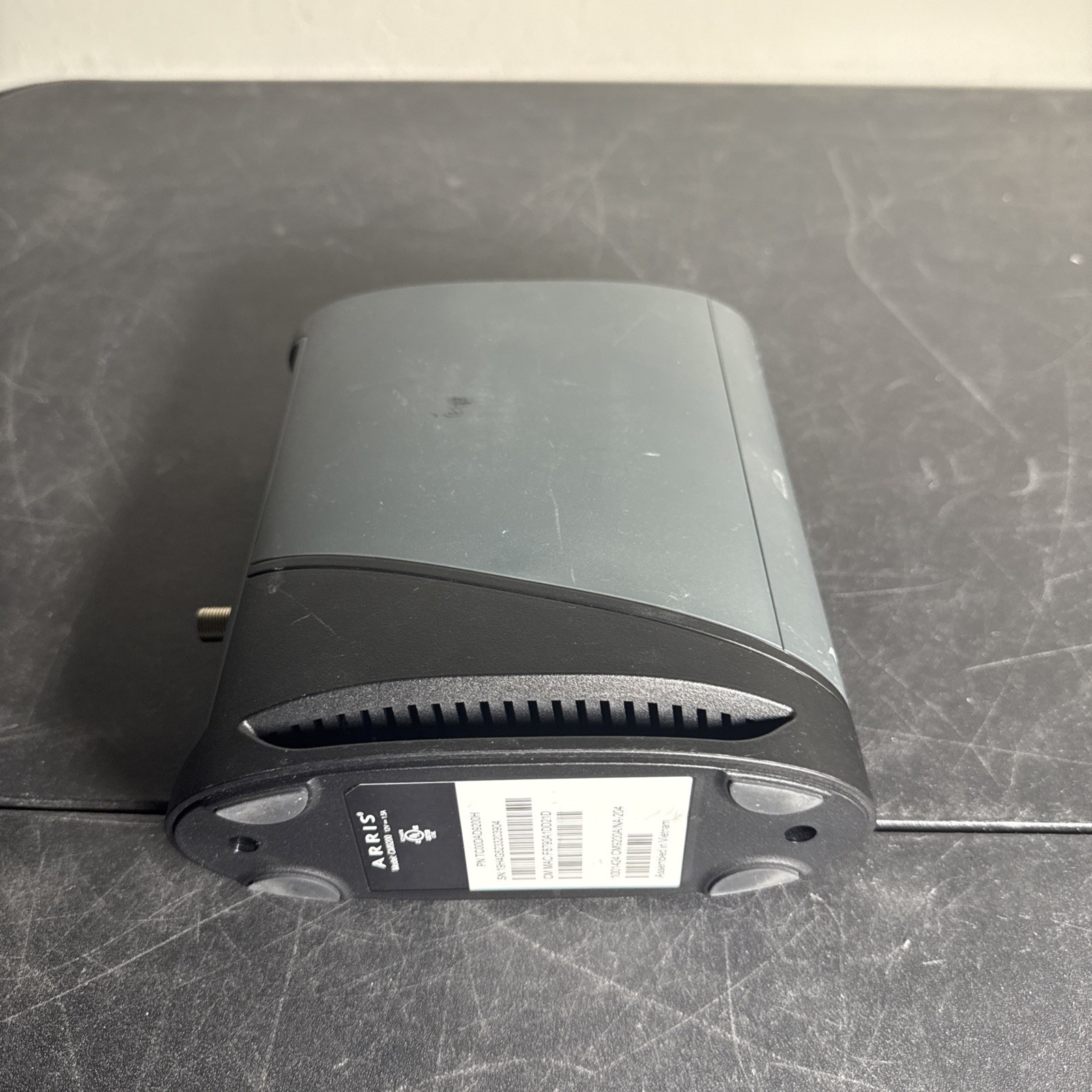 Arris Touchstone CM9200 DOCSIS 3.1 Cable Modem – High Speed No Cords Unit Only