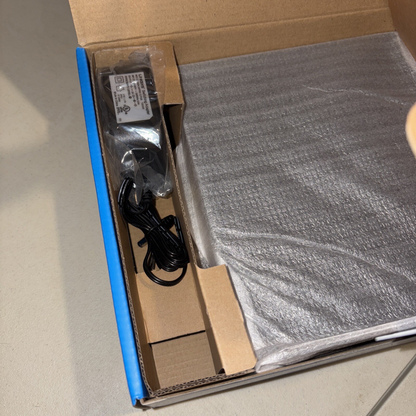 Linksys Cable Modem Model CM3016 DOCSIS 3.0 16×4 open box