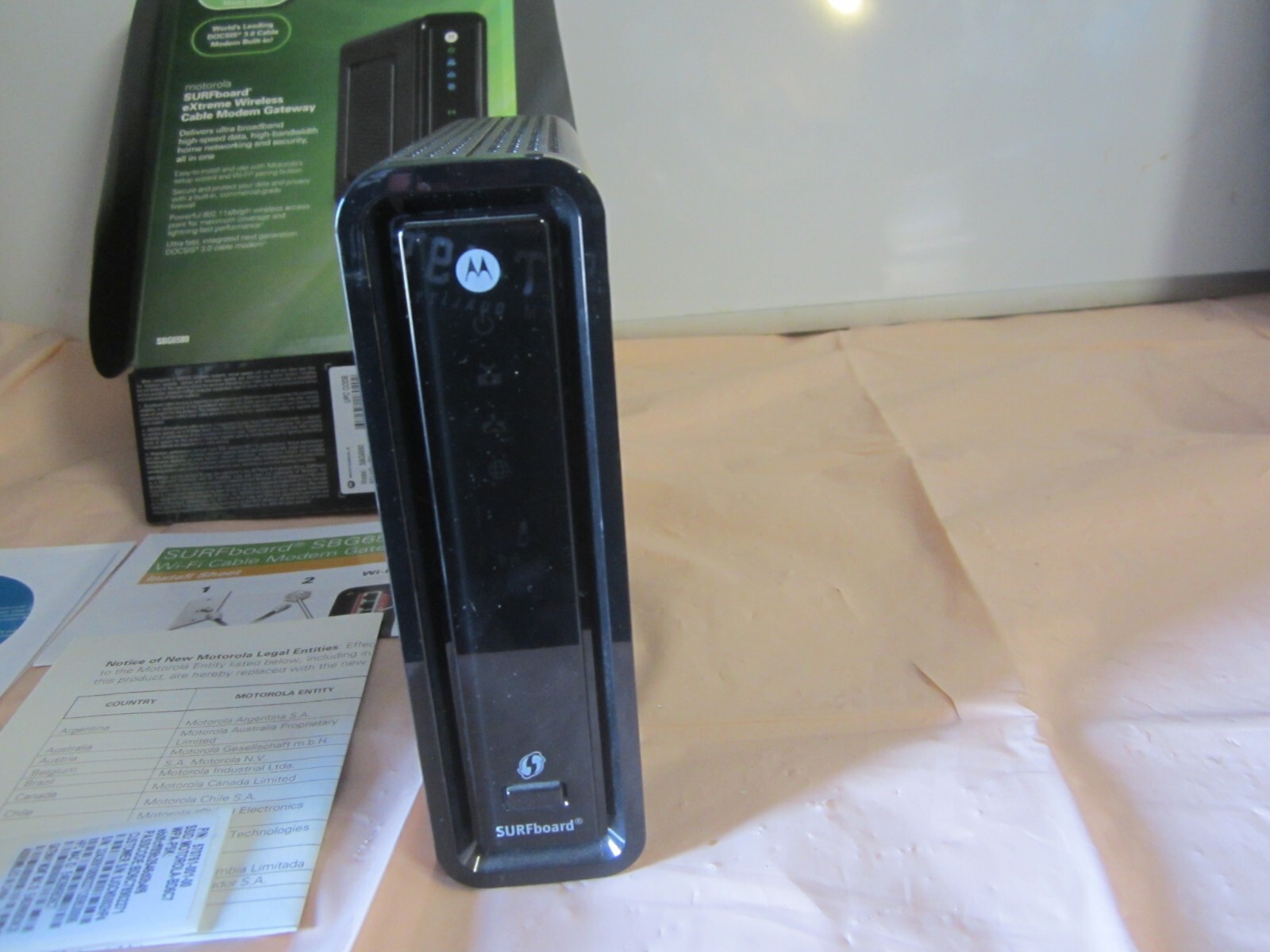 Motorola SBG6580 Surfboard eXtreme DOCSIS 3.0 Wireless Cable Modem Gateway Used)