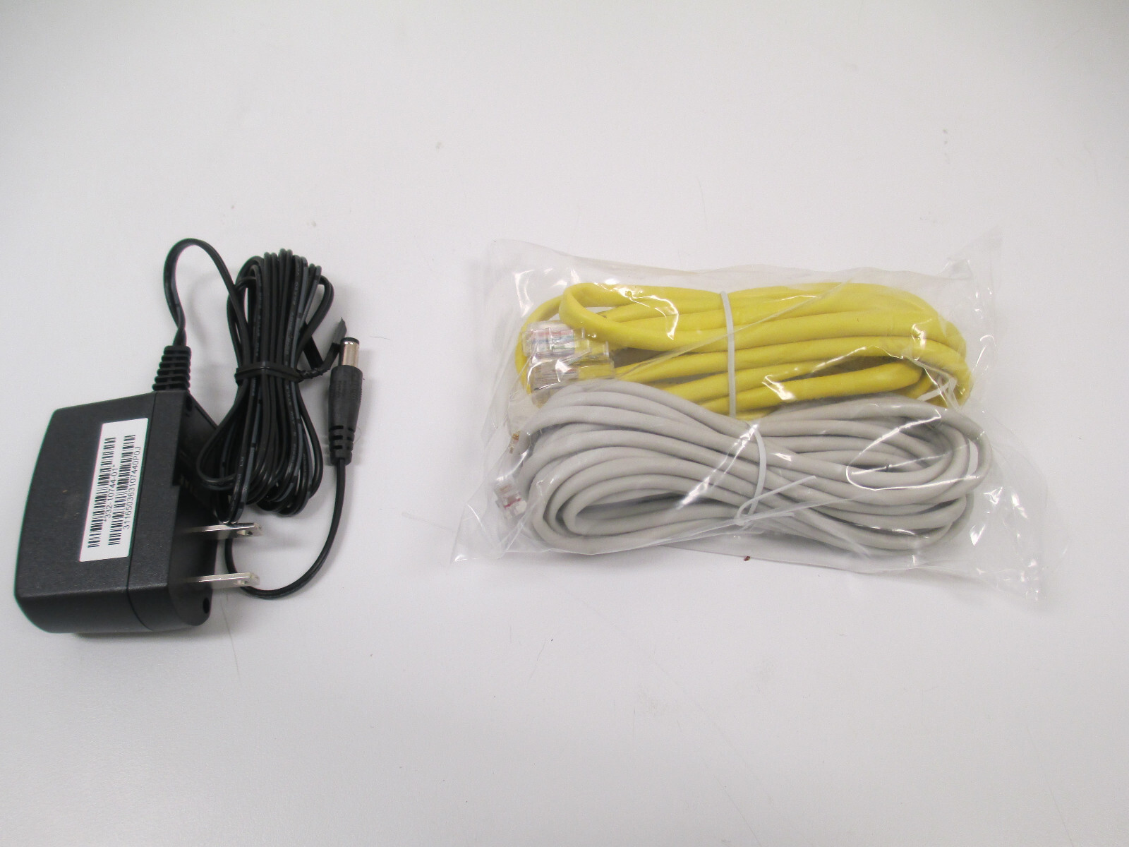 Frontier NetGear DSL Modem with WiFi ADSL2+ Router Model D2200D-1FRNAS