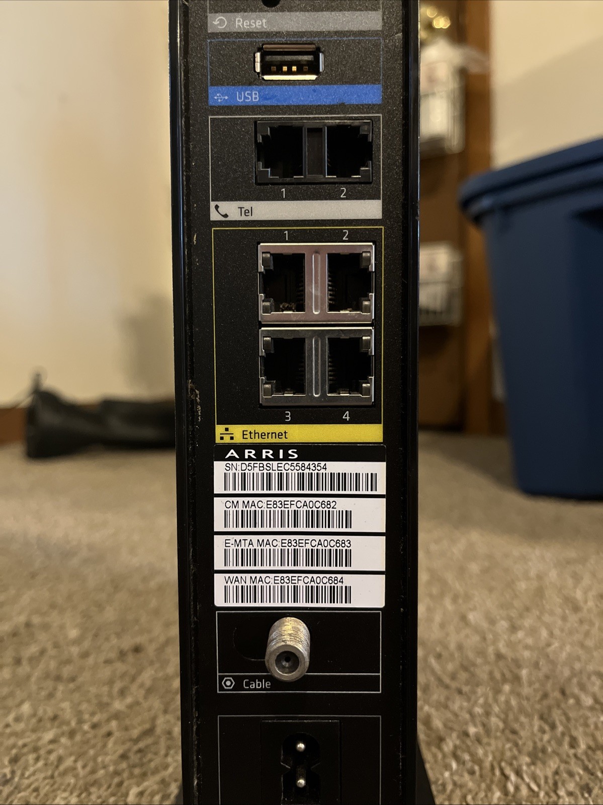 Comcast/Xfinity ARRIS TG862G/CT Residential Gateway & Router Wireless Modem