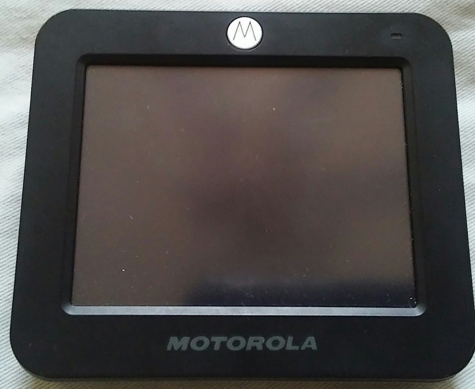 Motorola GPS, Windshield Mount & USB Charger