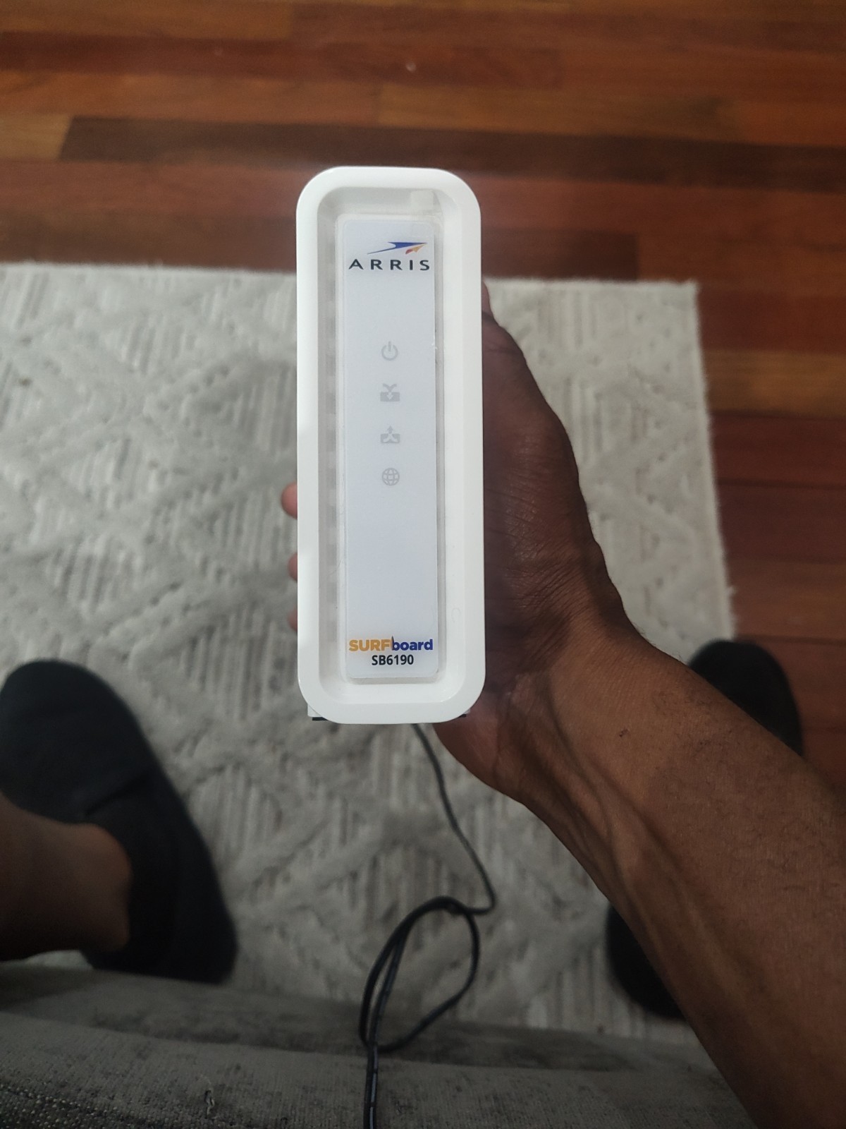 ARRIS Surfboard SB6190 – 32×8 Docsis 3.0 Cable Modem – Ether Cable/Coax Included