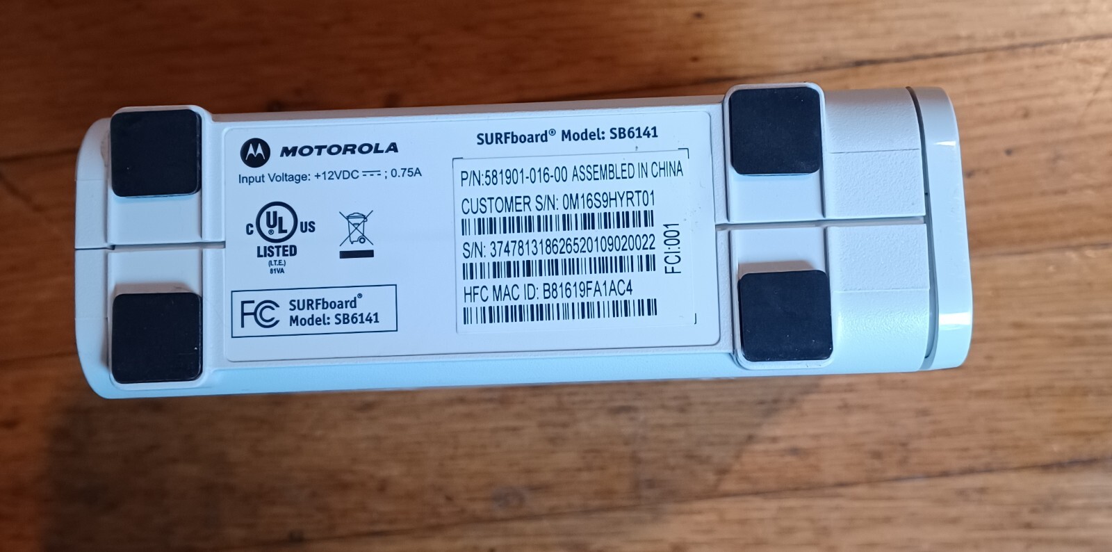 Modem + Router Combo: SURFboard SB6141 Docsis 3.0 + Tenda AC1900 Router