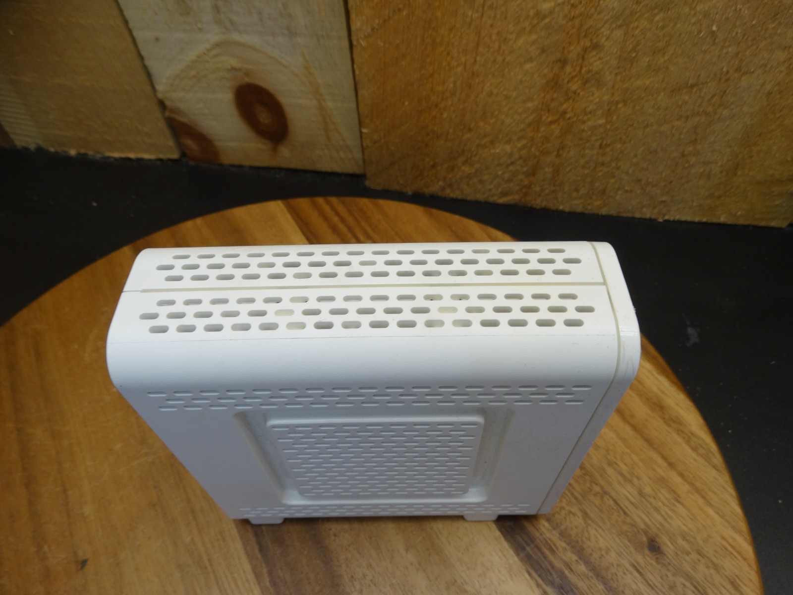 ARRIS SURFboard DOCSIS 3.0 Cable Modem SB6190
