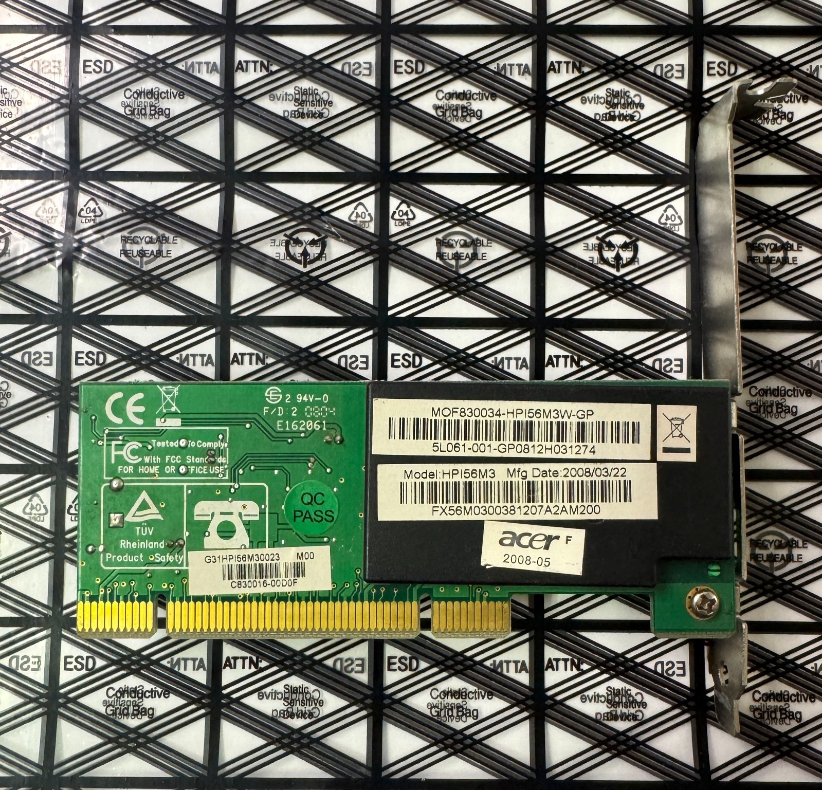 SpeedCom HPI56M3 56.6K V.90 56.6 KBps Data/Fax Analog Internal PCI Modem